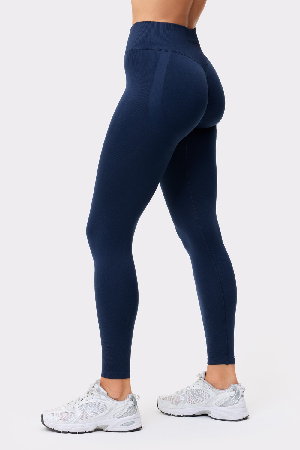 Seamless Contour Leggings