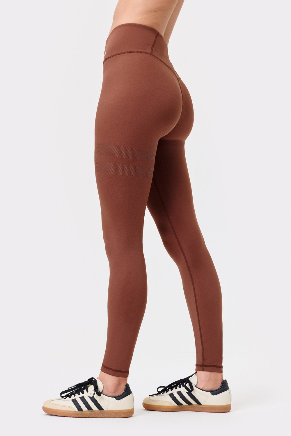 Signature Contouring Legging