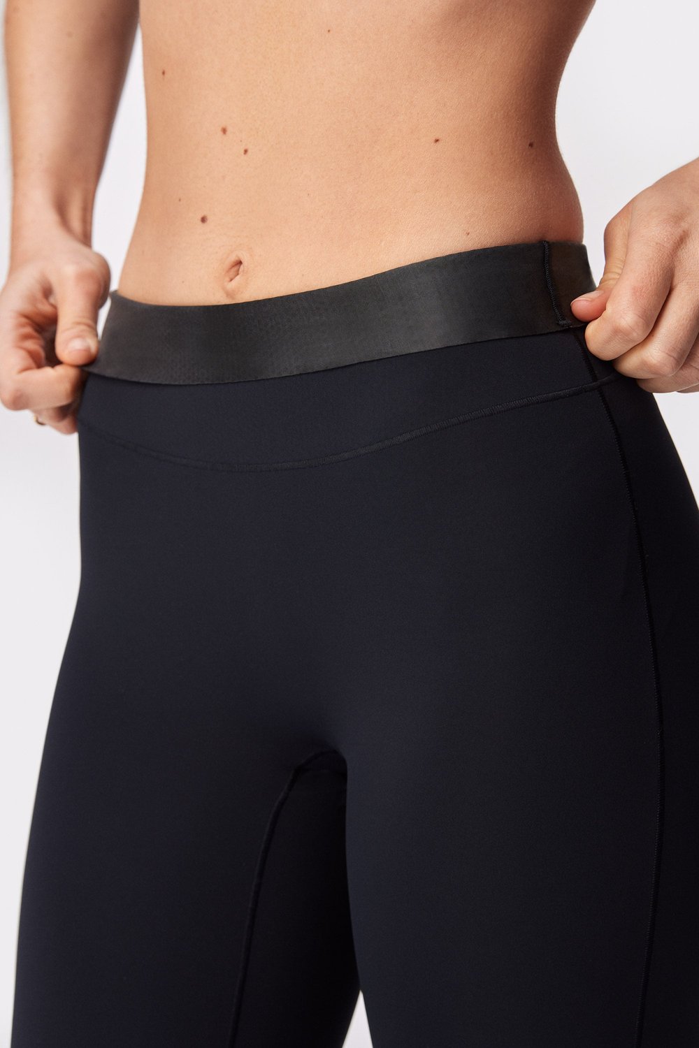 Sleek Flared Leggings