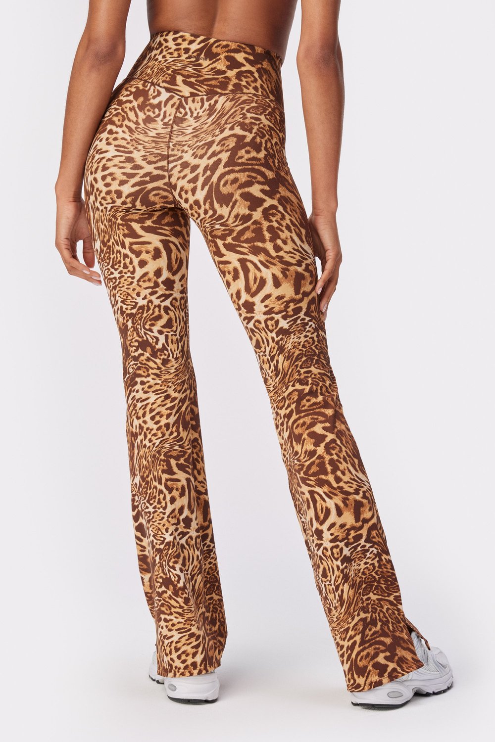 Sleek Flared Leggings