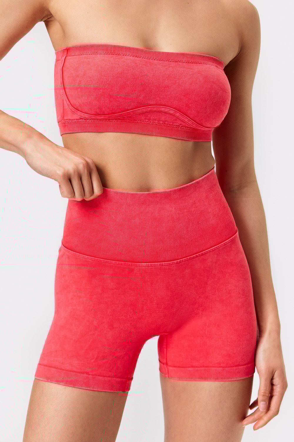 Contouring Seamless Bandeau