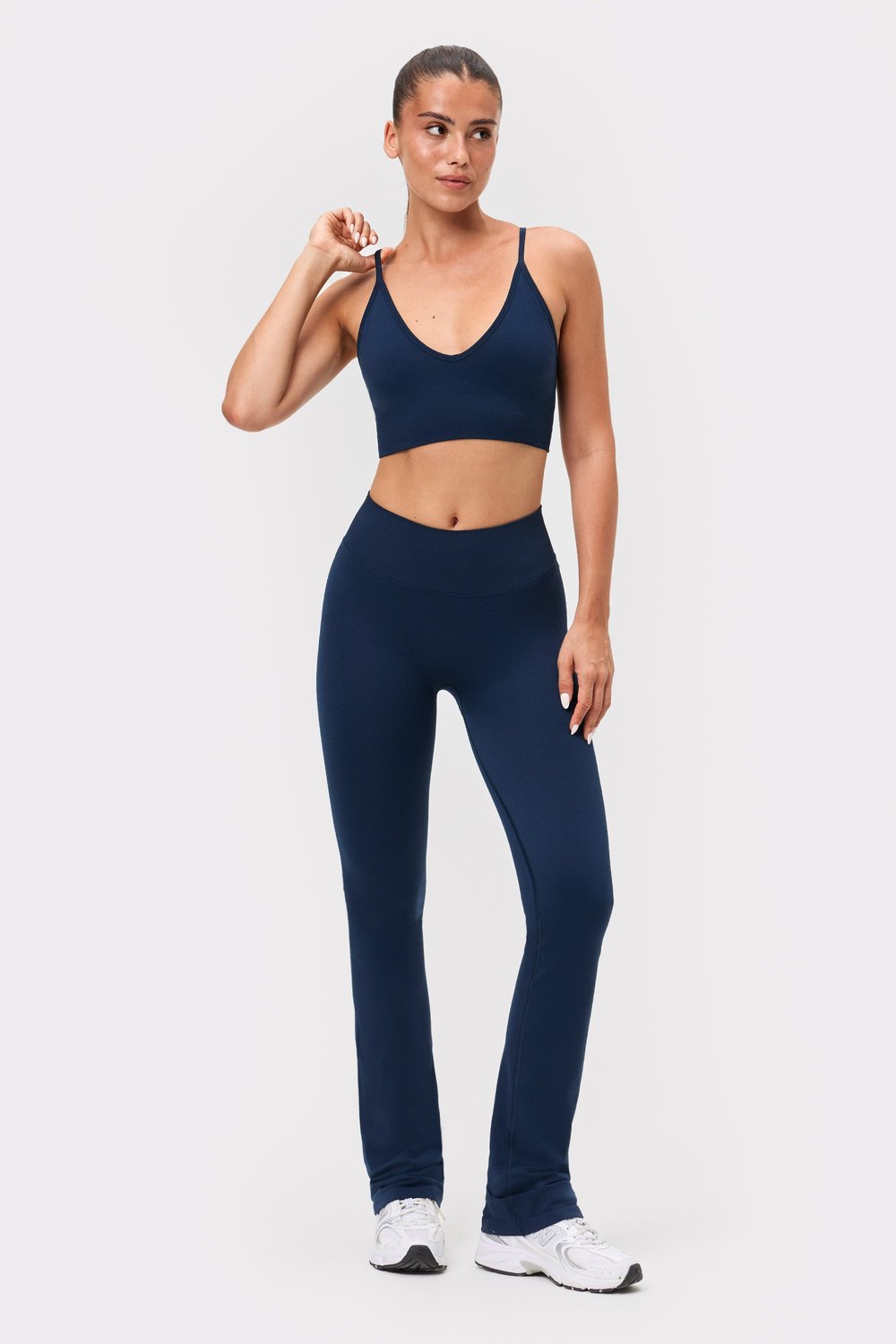 Seamless Contour Ribbed Bootcut Leggings
