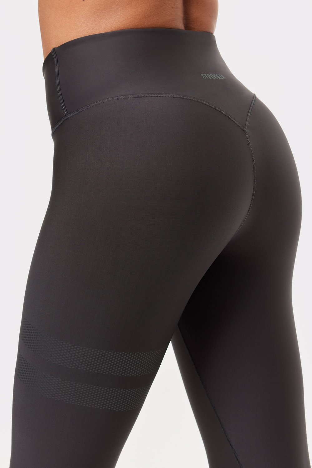 The Signature Gloss Leggings