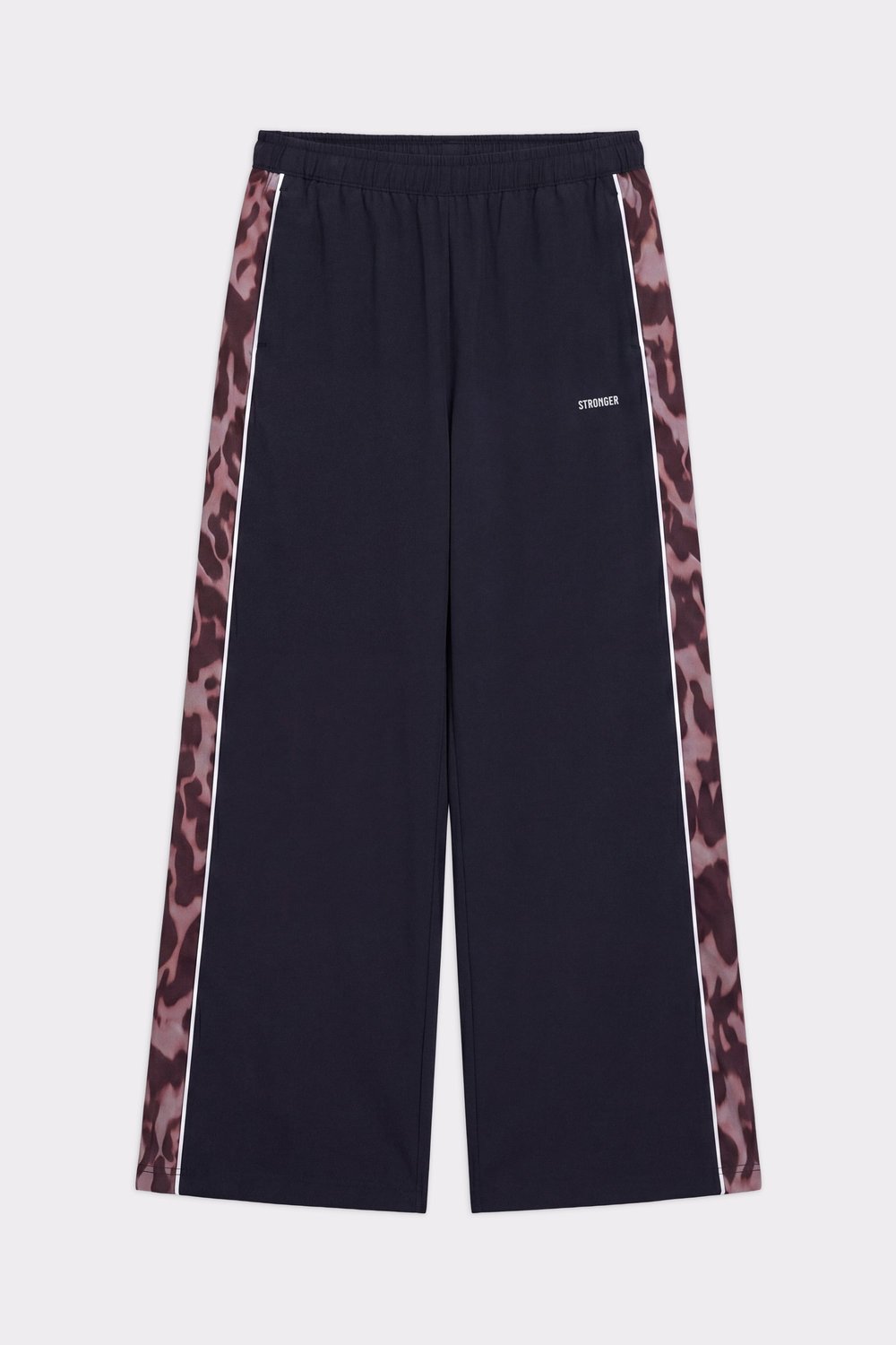 Zwarte Breezy Woven Pants van Stronger met luipaardprint Leo Rush zijstrepen en een rechte pasvorm.