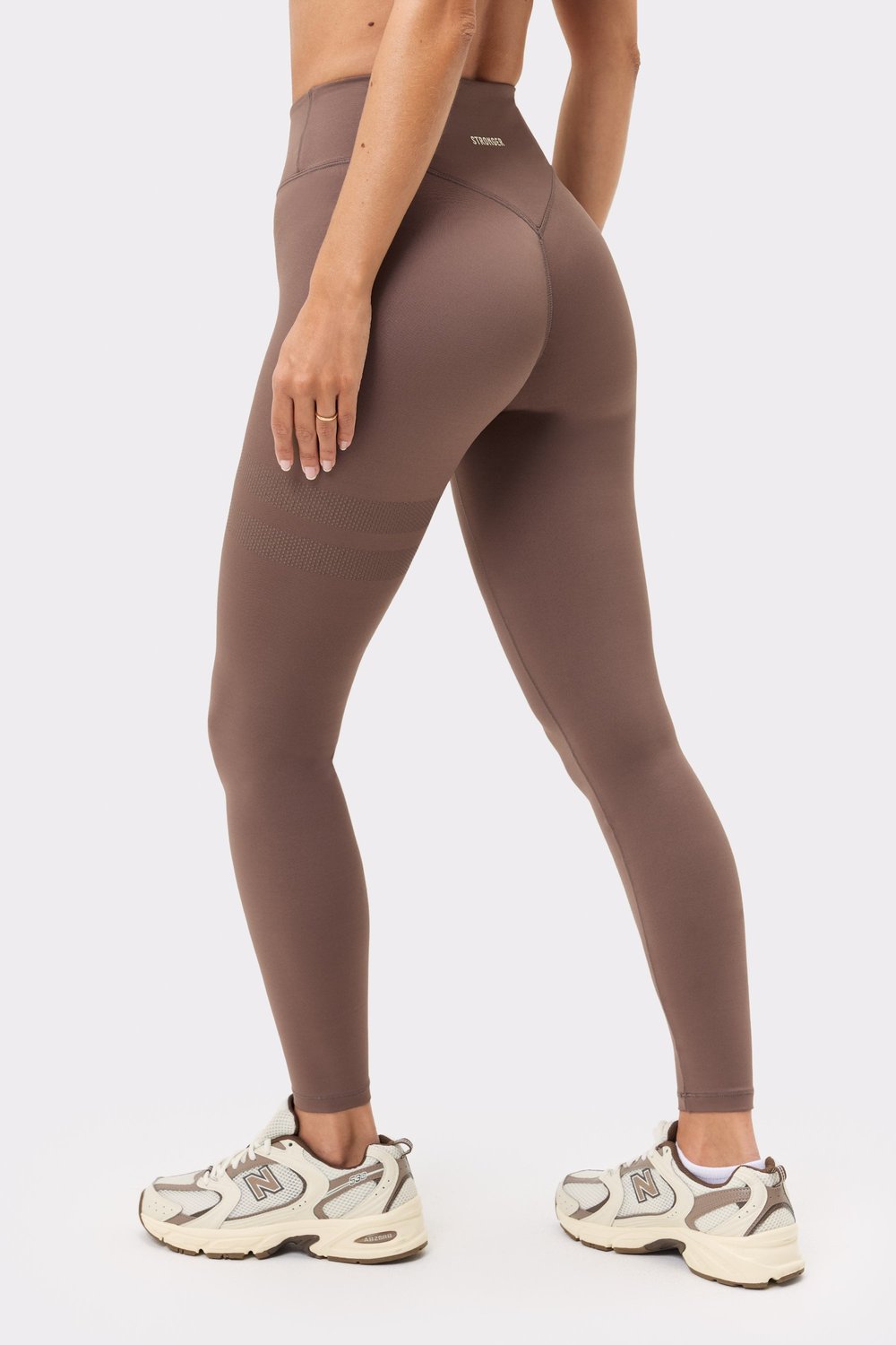 The Signature One Contour Leggings