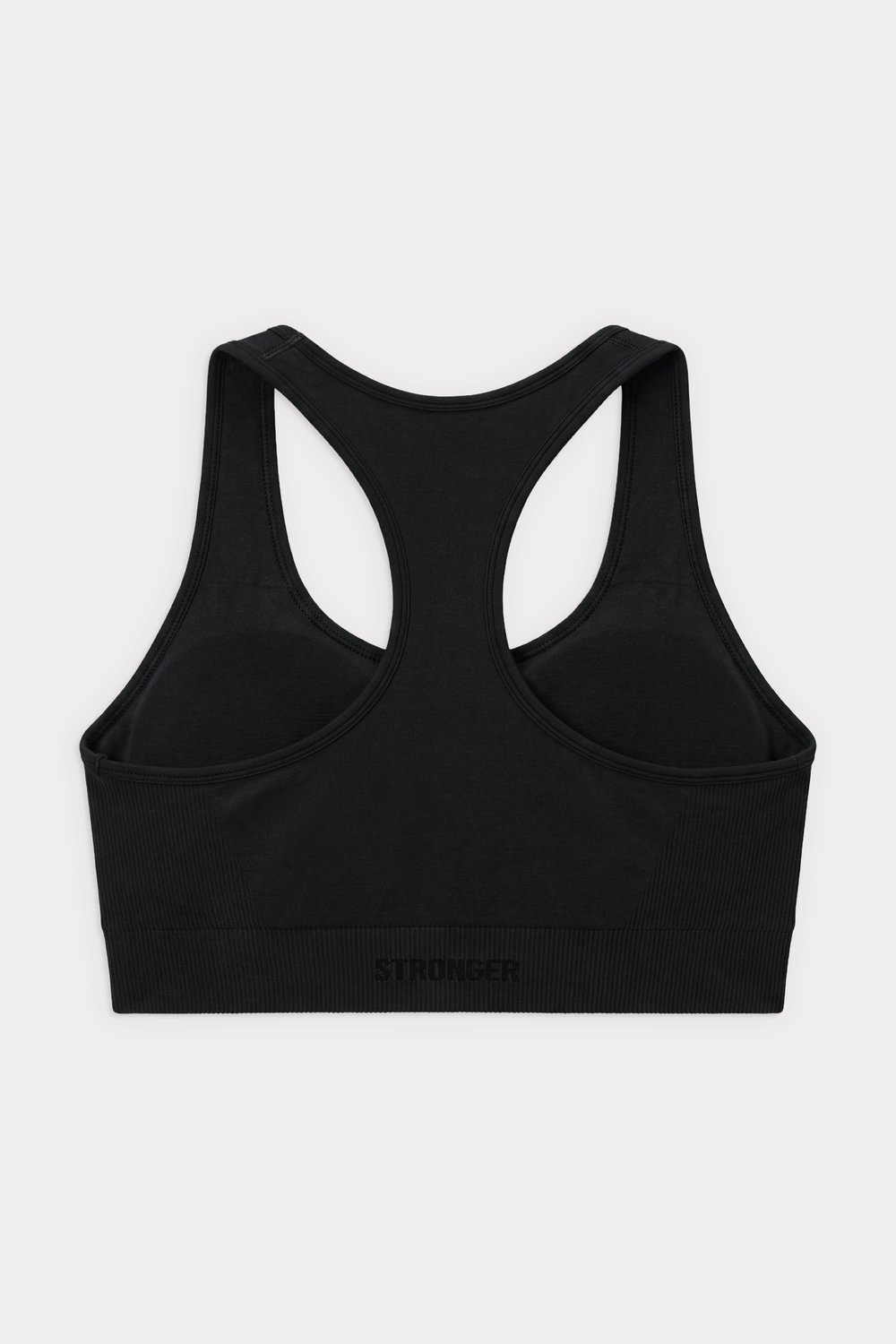 Rückansicht des schwarzen Seamless Contour Sports Bra von Stronger mit Racerback-Design und gestricktem Logo.