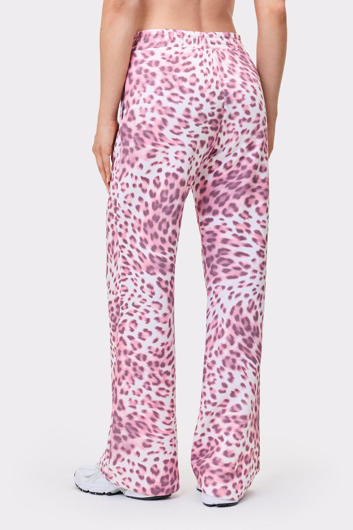 Relaxed Wide Sweatpants