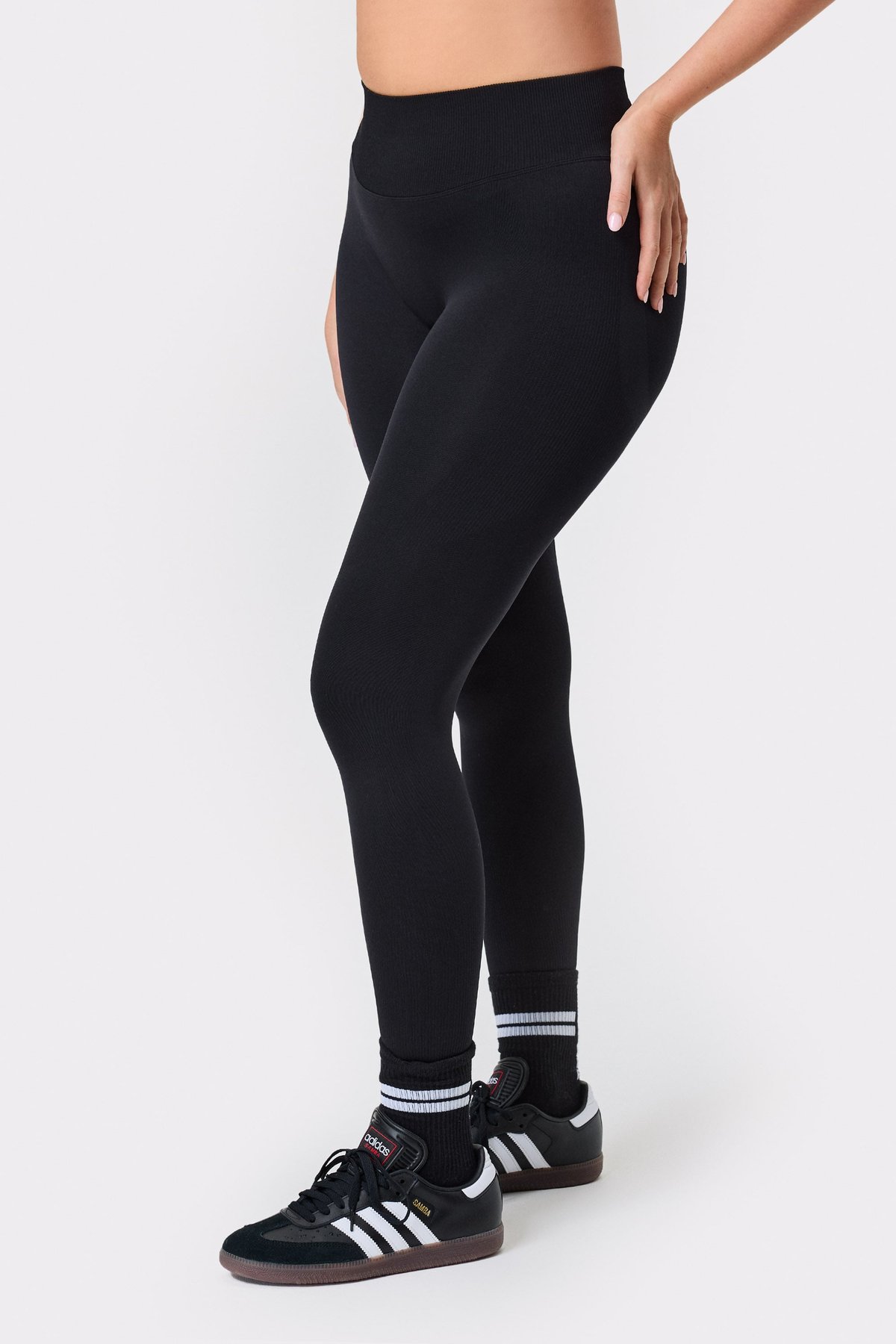 Seamless Contour Leggings