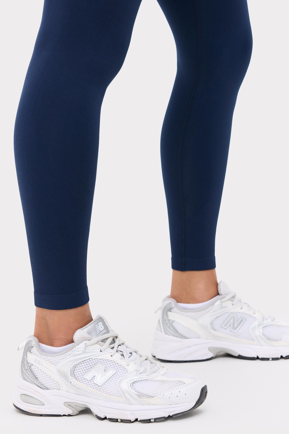 Seamless Contour Leggings