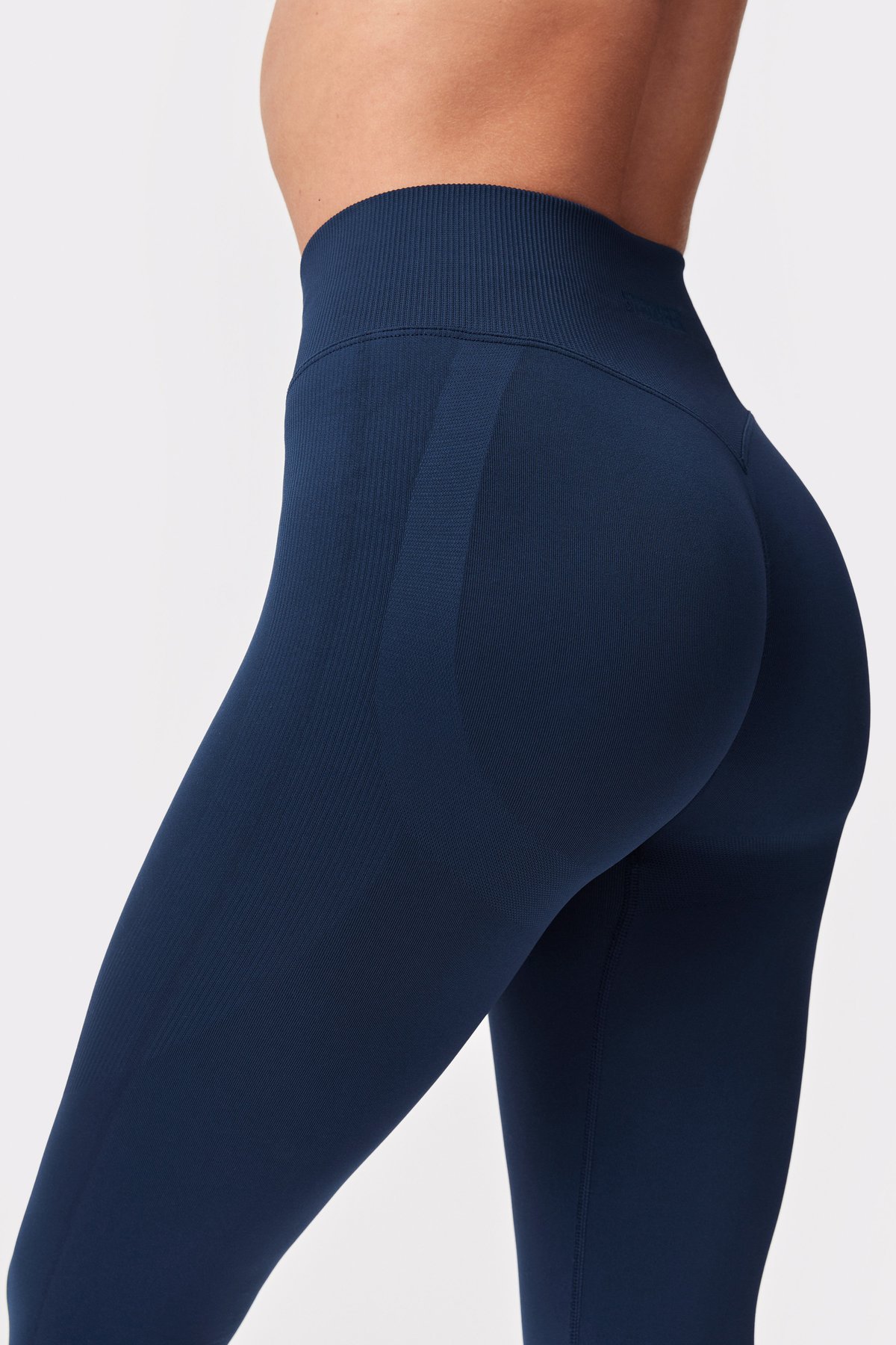 Seamless Contour Leggings