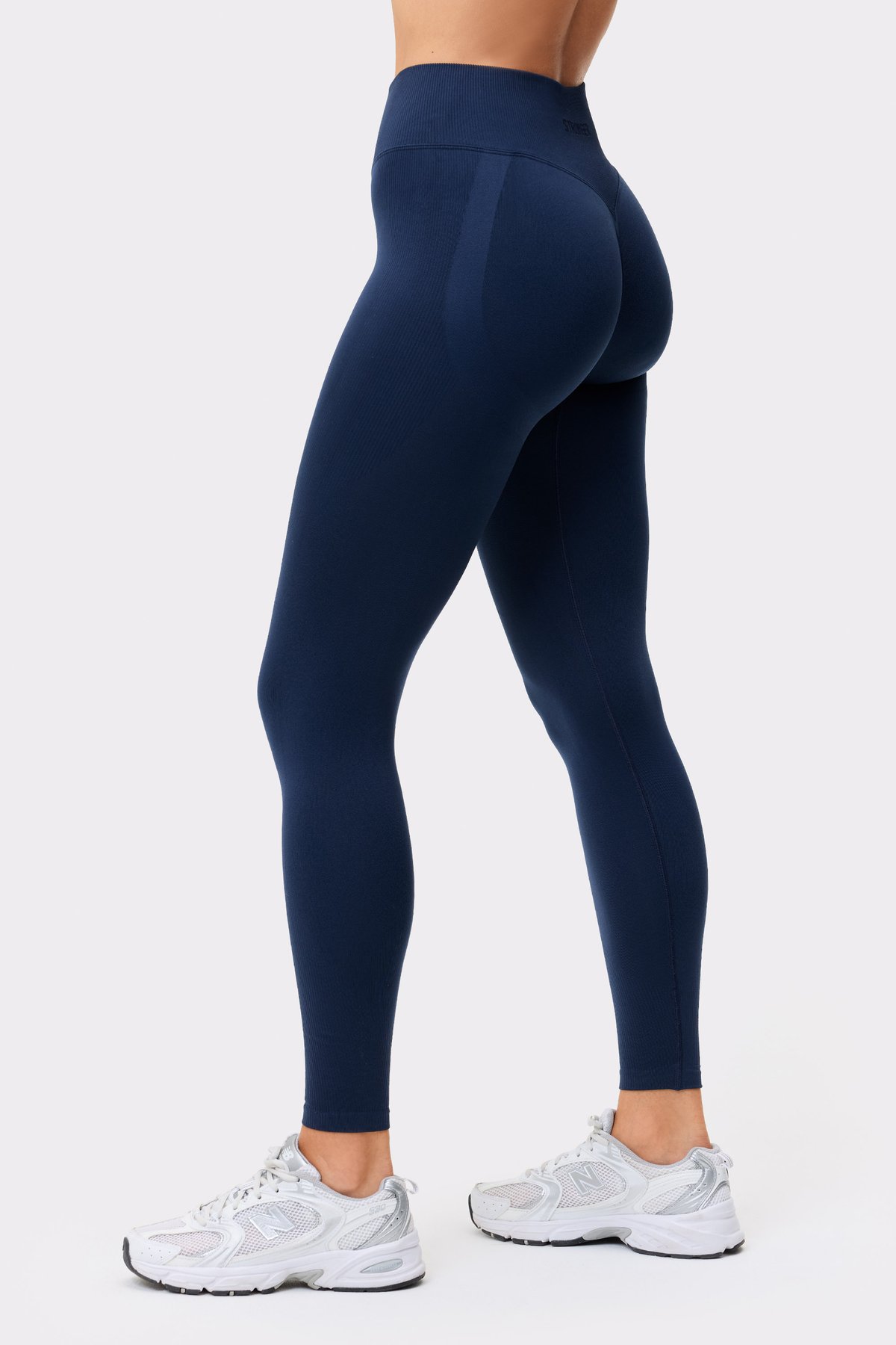 Seamless Contour Leggings