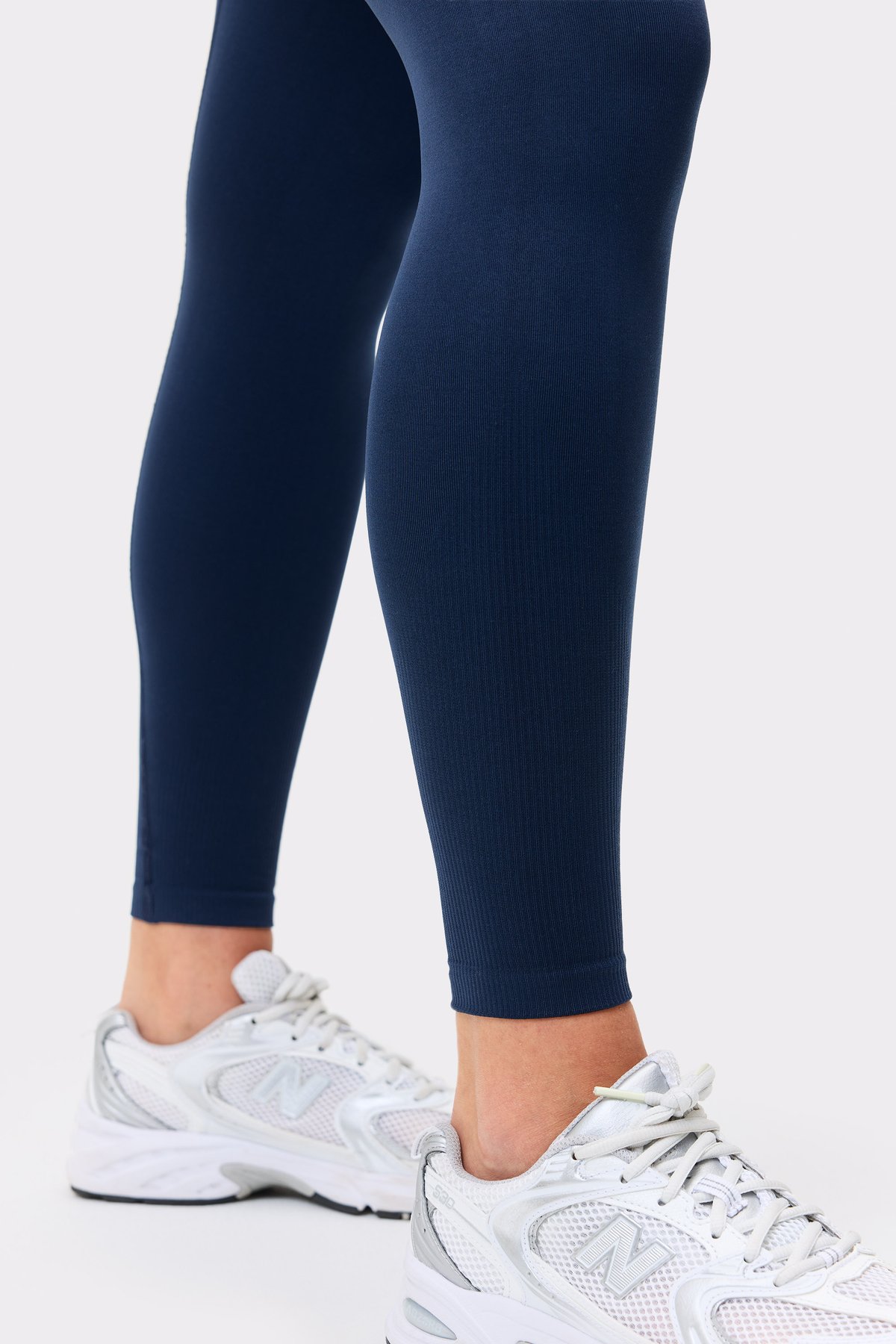 Seamless Contour Leggings