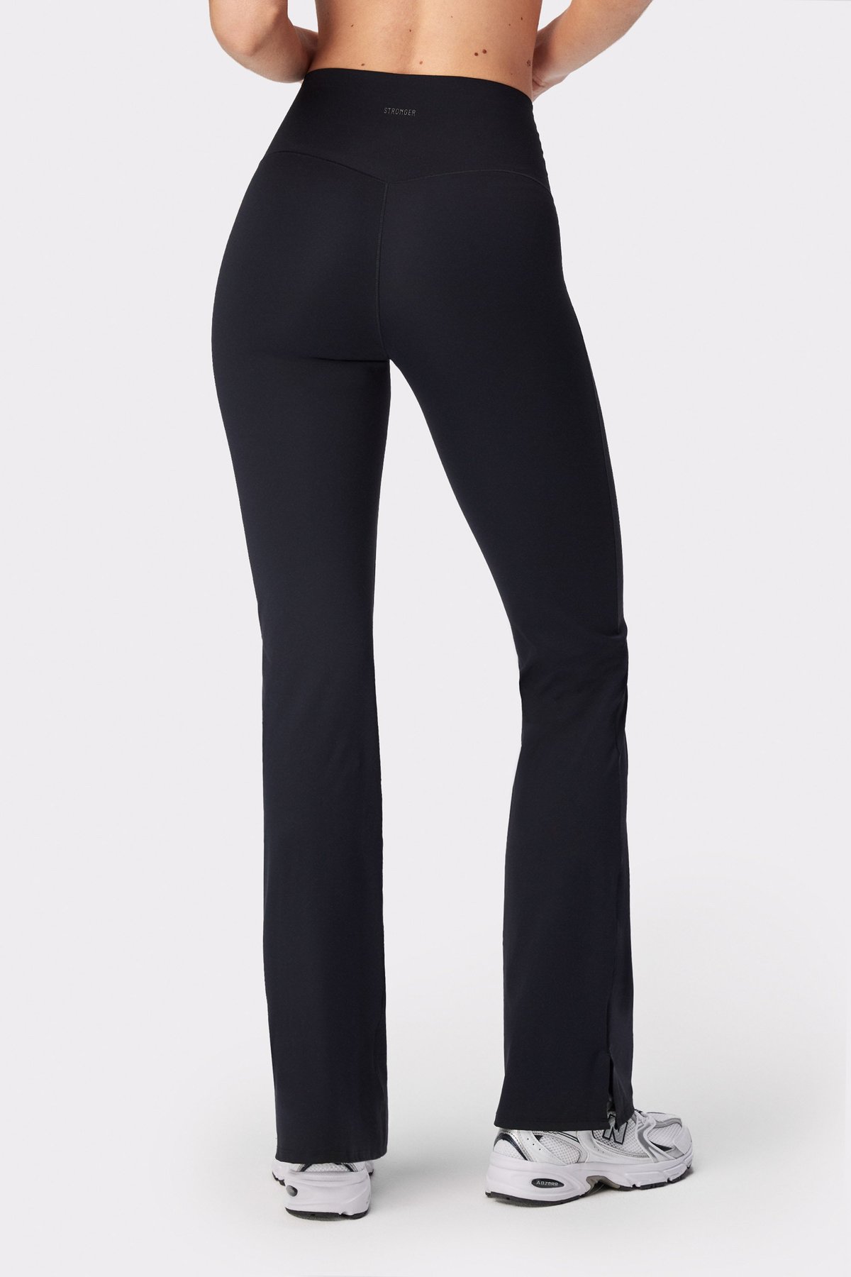 Sleek Flared Leggings