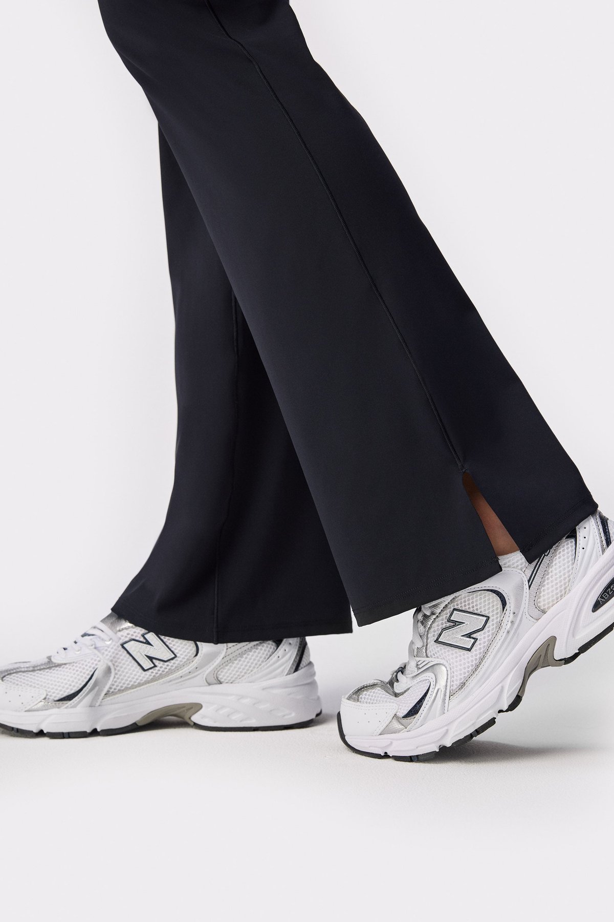 Sleek Flared Leggings