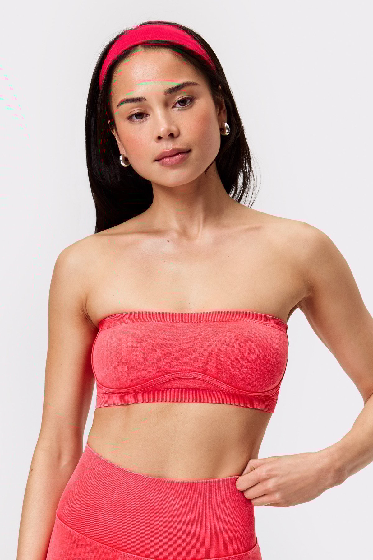 Contouring Seamless Bandeau