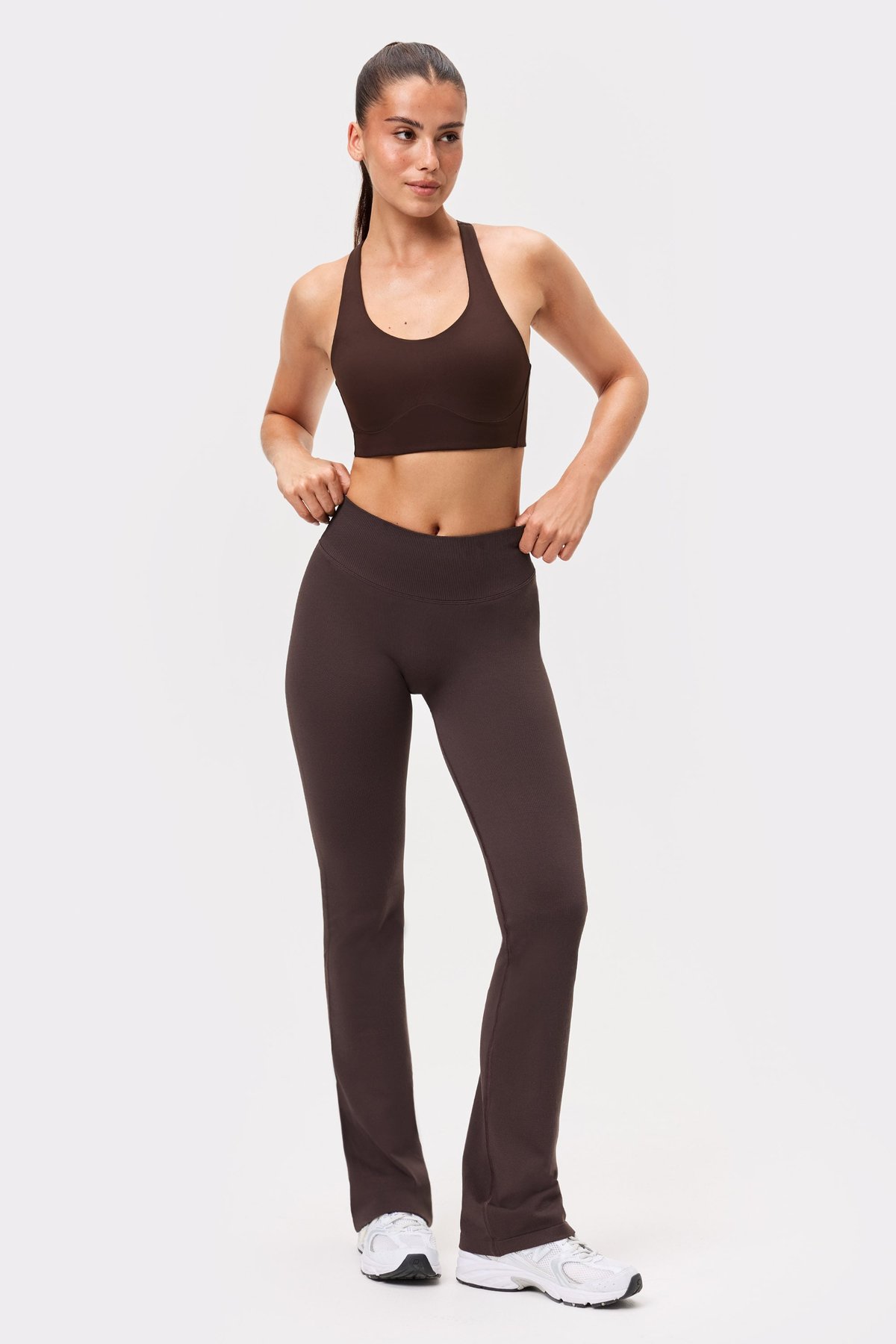 Seamless Contour Ribbed Bootcut Leggings