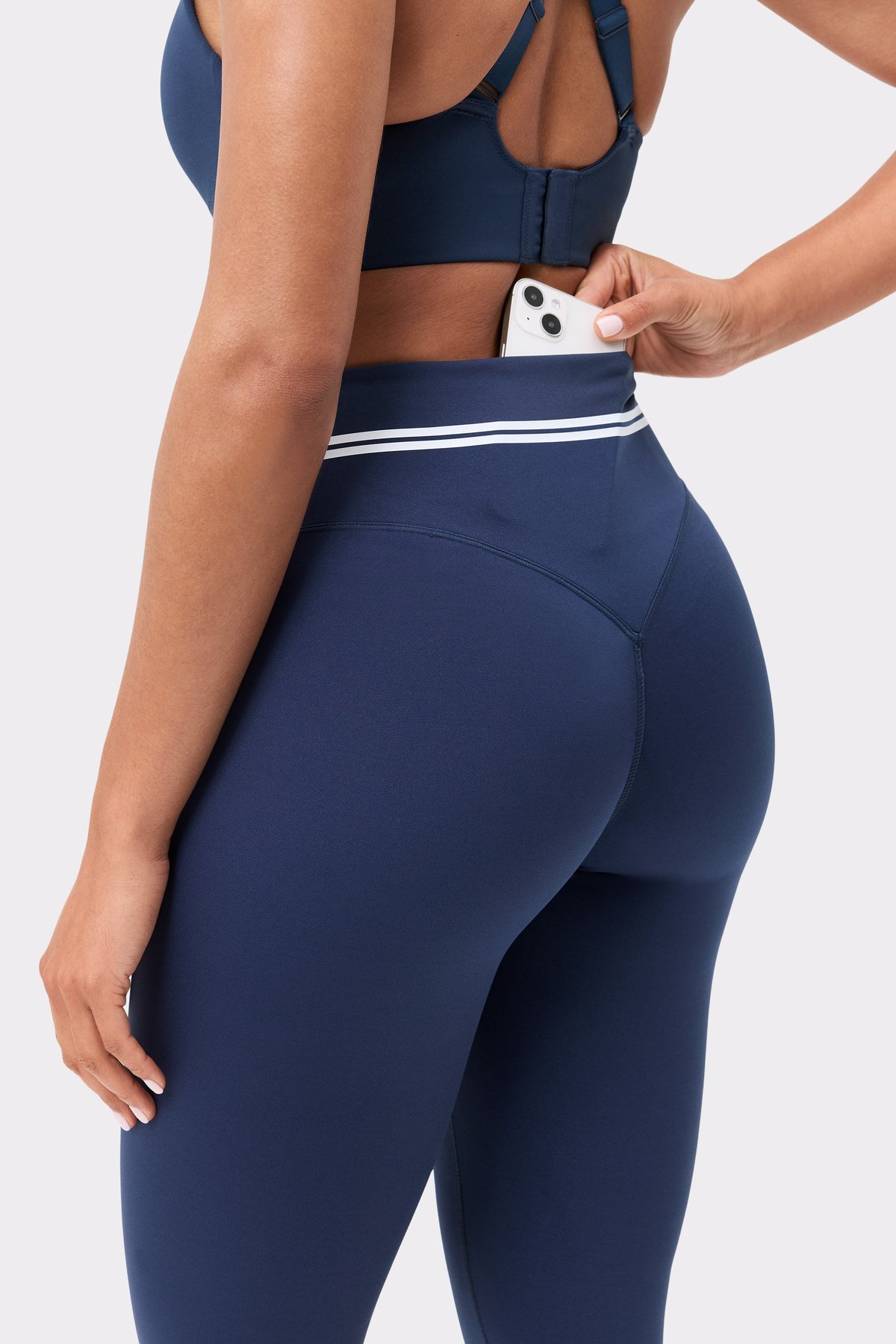 Signature Logo Contour Legging