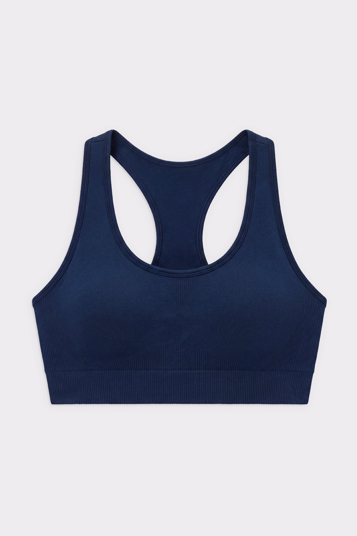 Stronger Seamless Contour Sports Bra in Navy Blau mit Ringerrücken und leichtem Halt für Workouts.