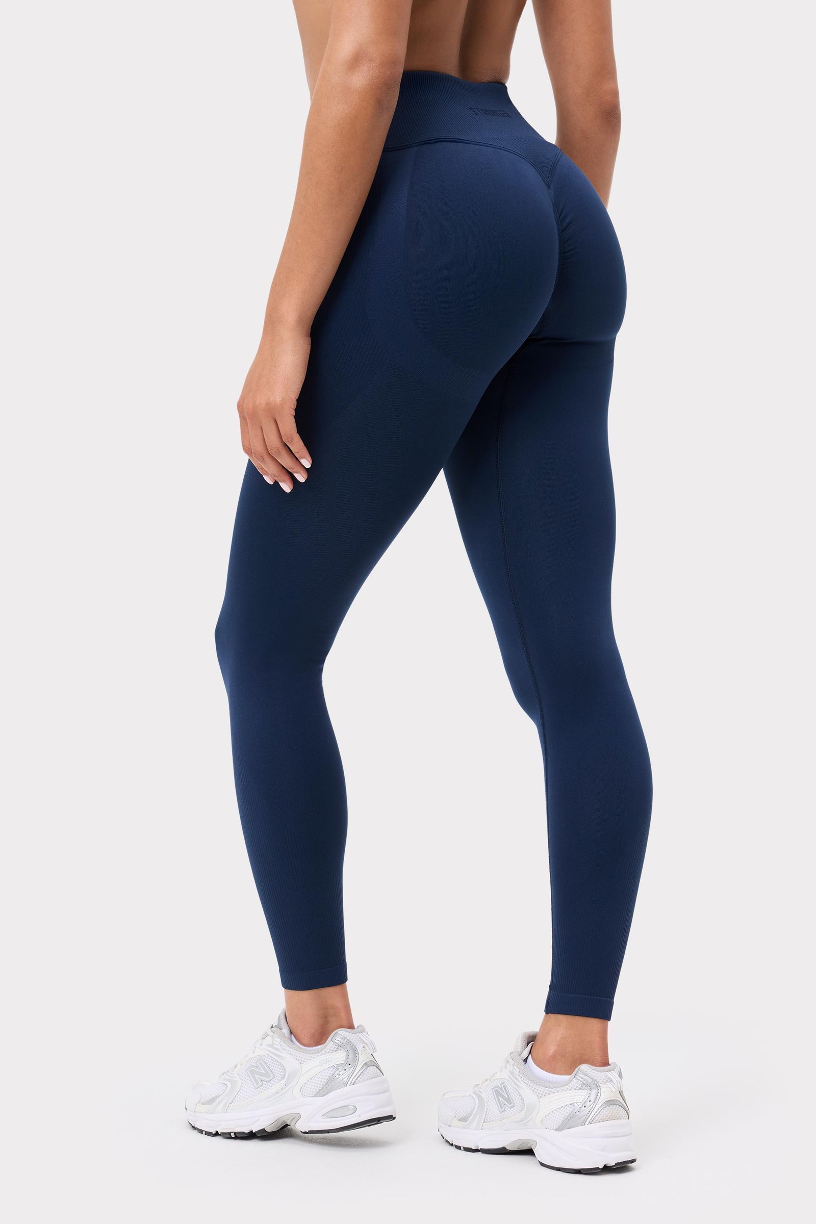 Seamless Contour Leggings