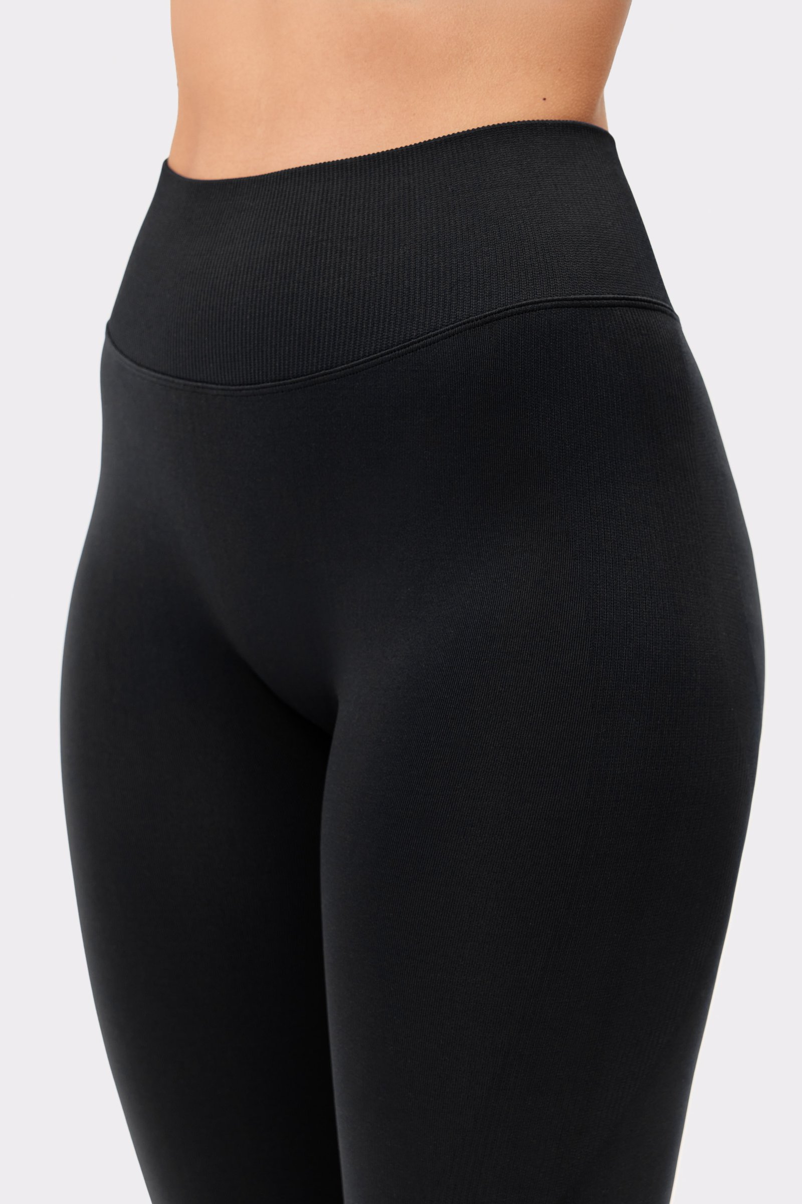 Seamless Contour Leggings
