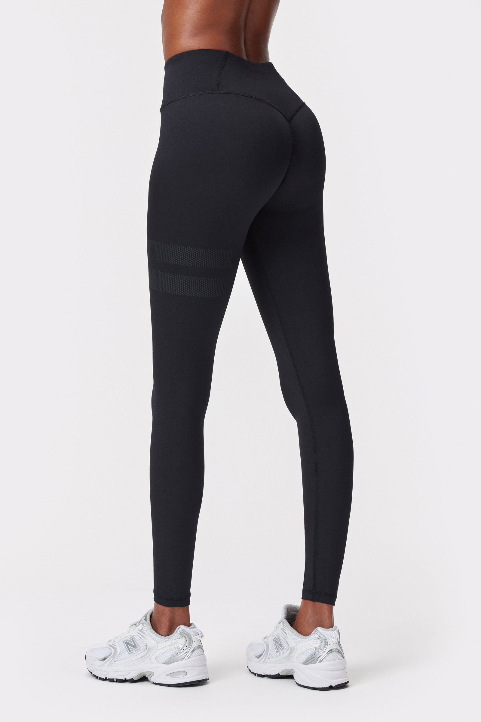 Signature Contouring Legging