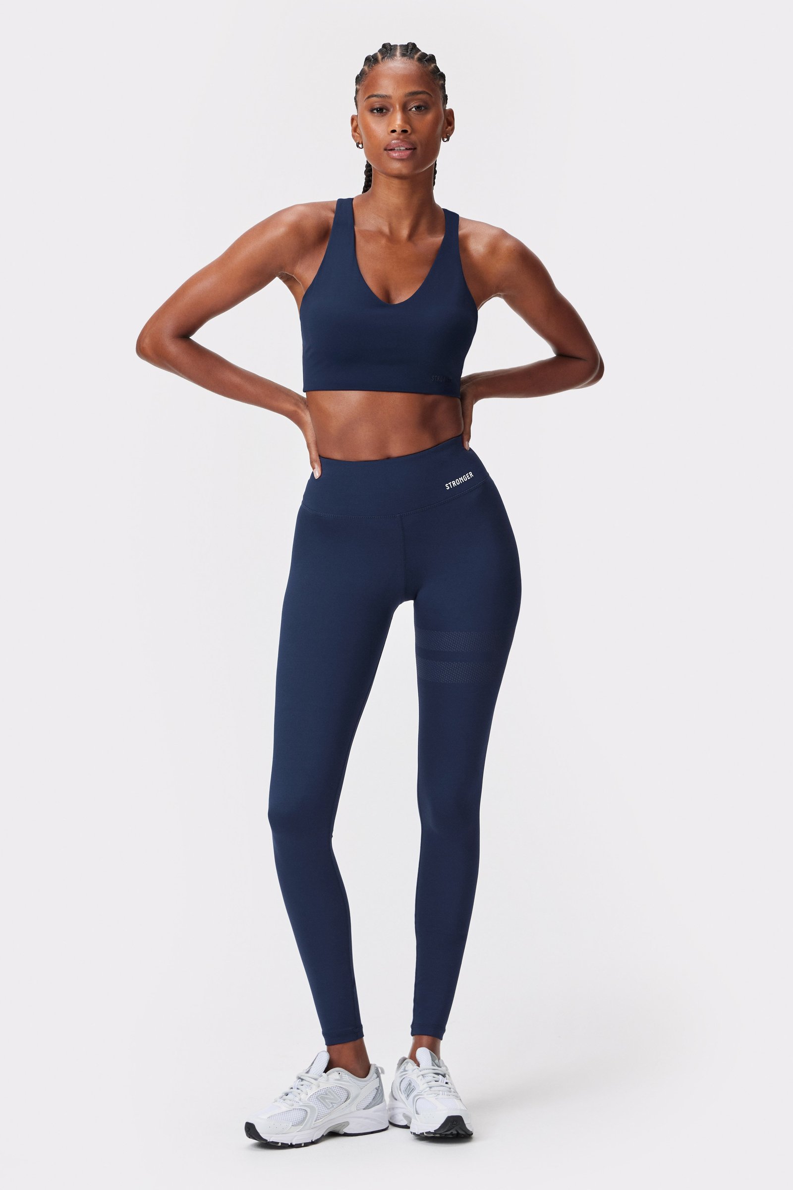 Signature Contouring Legging