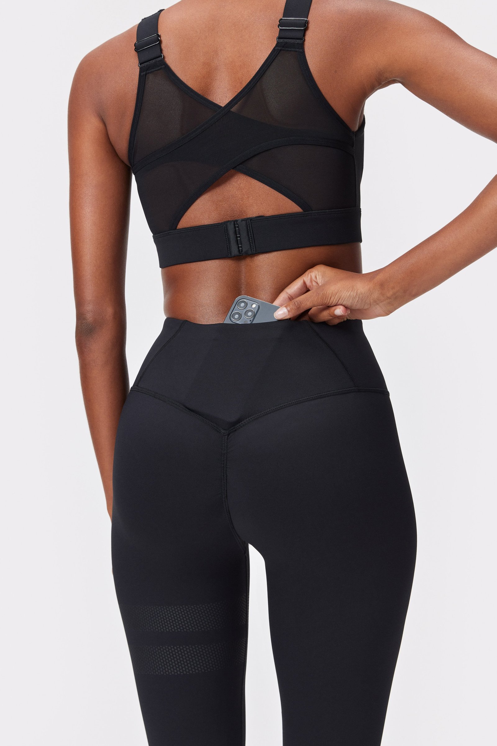 Signature Contouring Legging