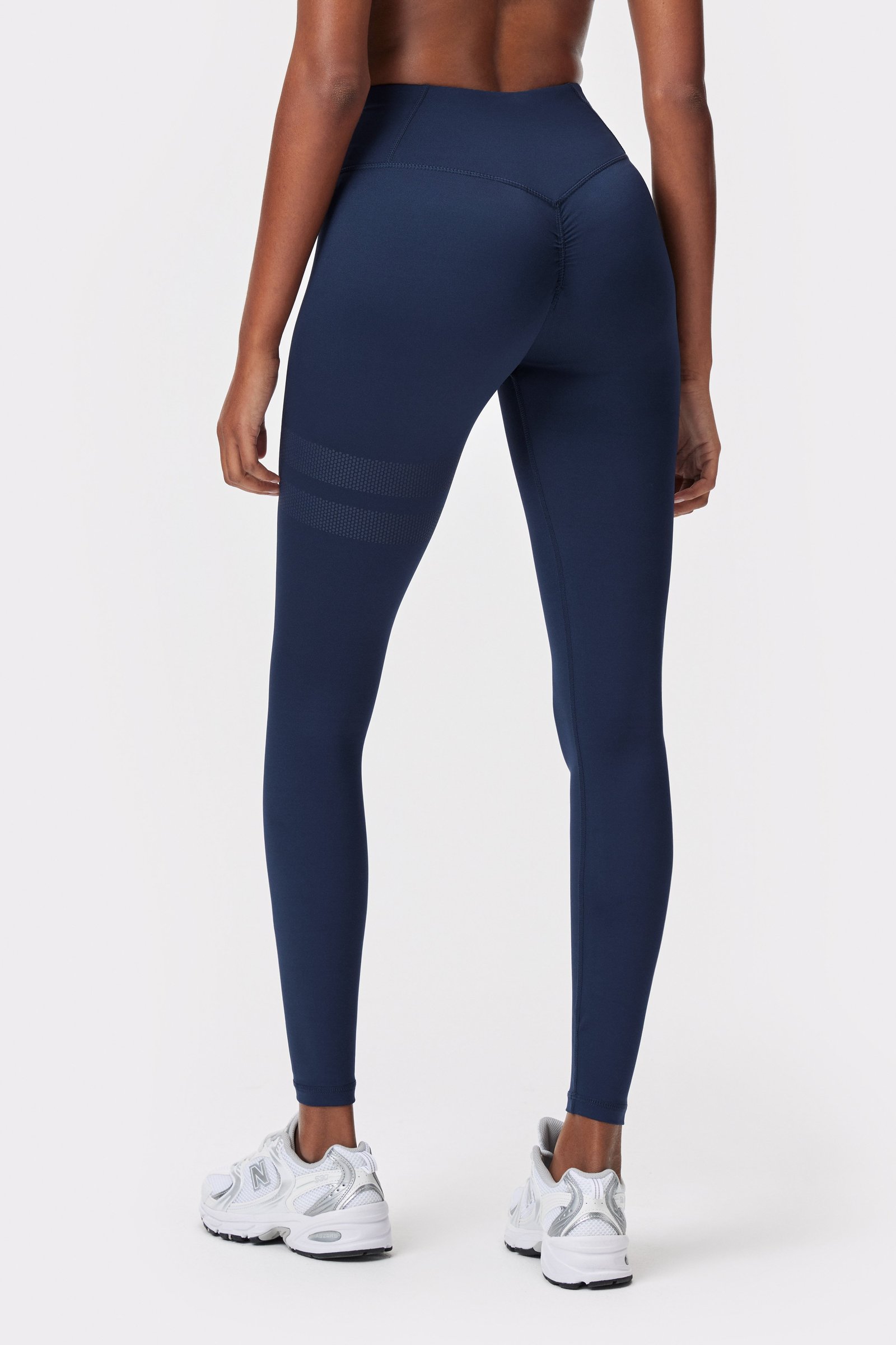 Signature Contouring Legging