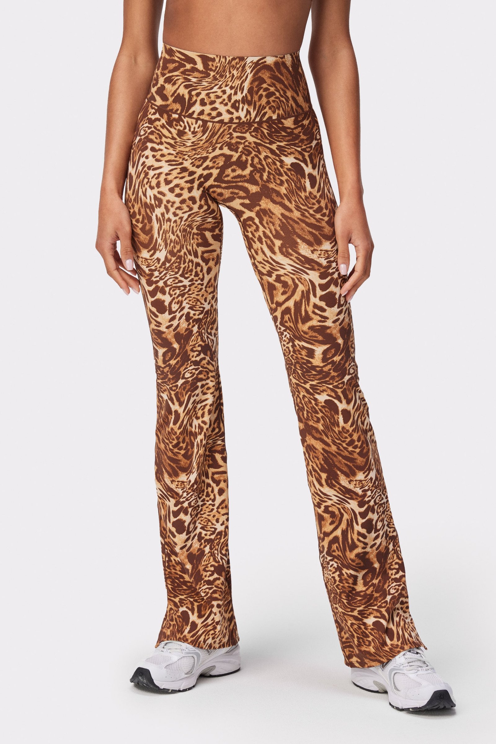 Sleek Flared Leggings