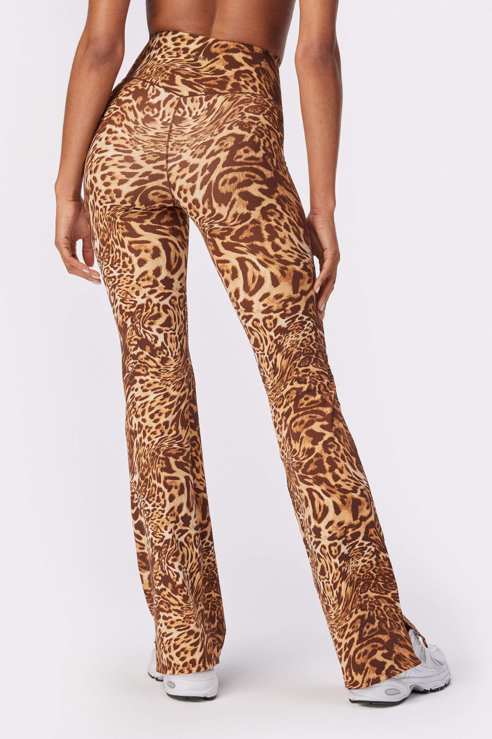 Sleek Flared Leggings