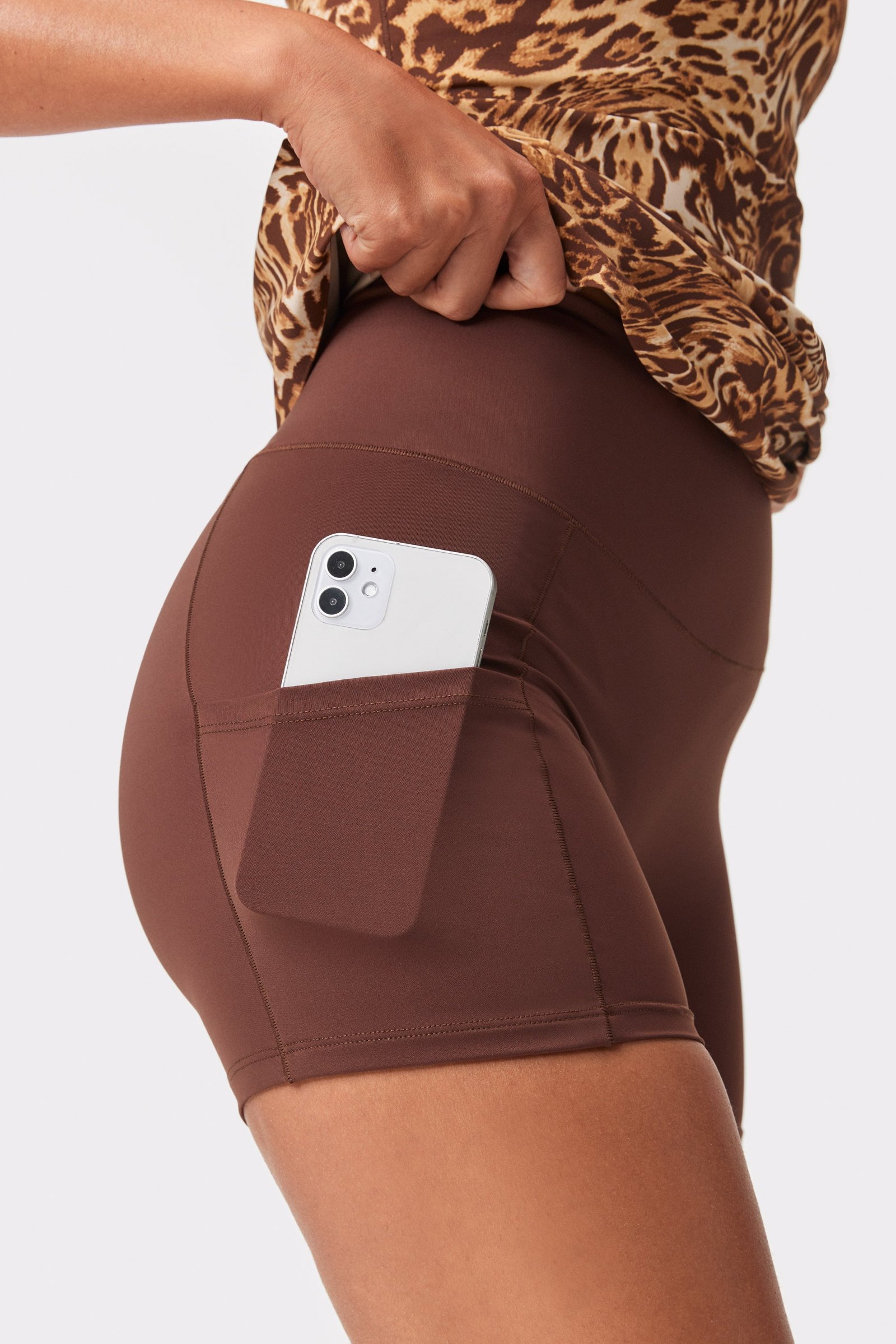 Robe Sleek Mini Court