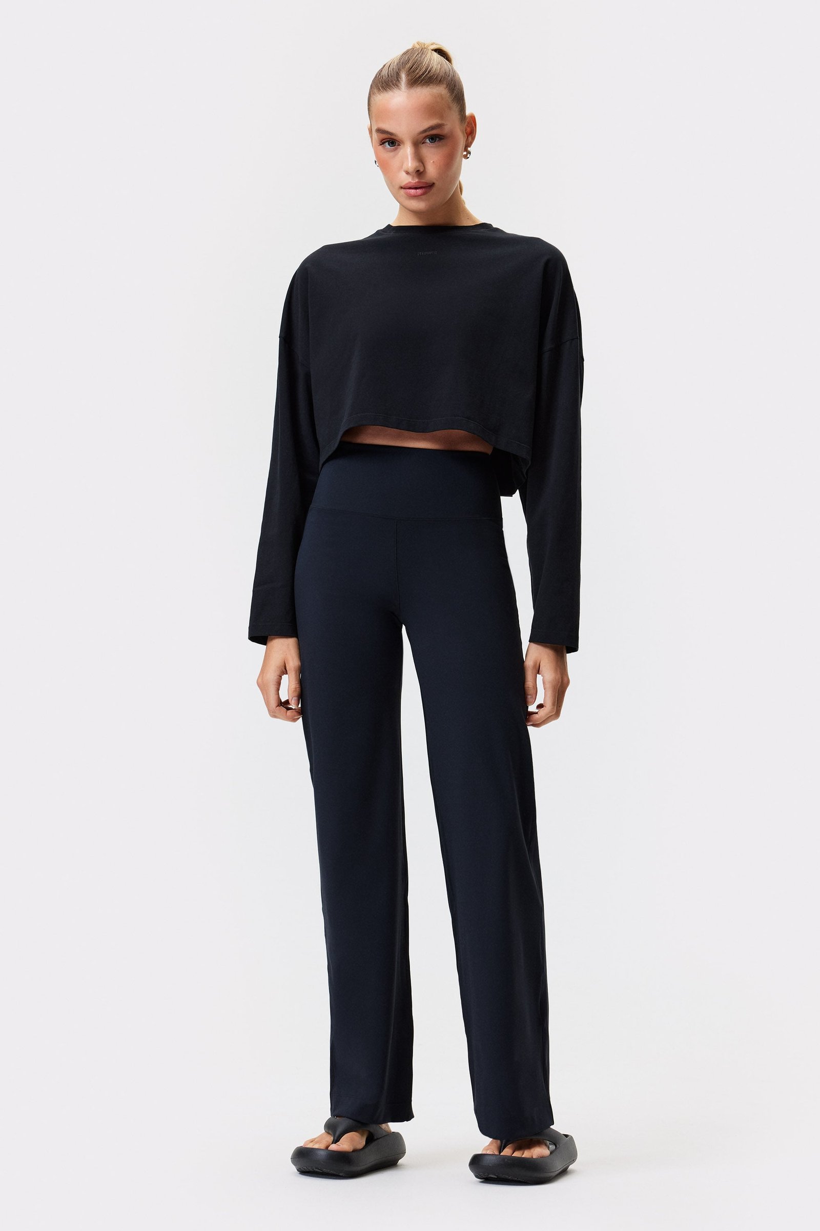 Cropped Long Sleeve​