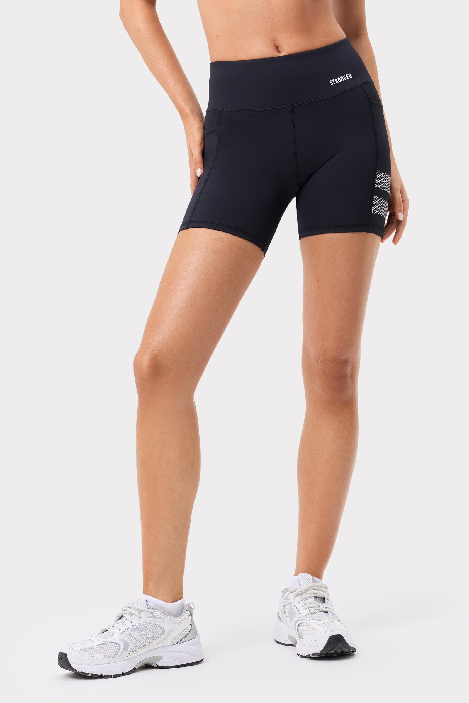 Signature Pocket Contouring Shorts