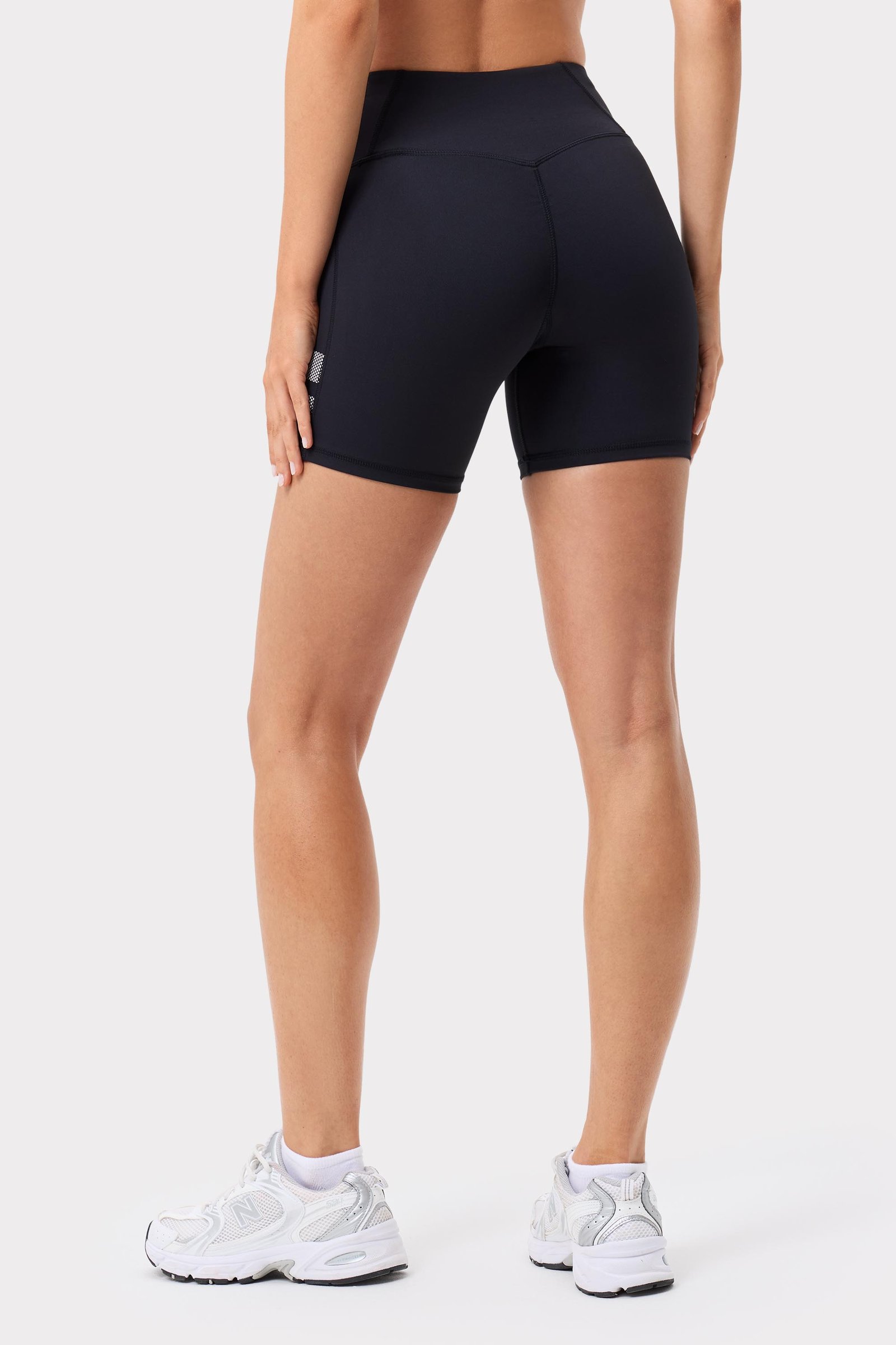 Signature Pocket Contouring Shorts