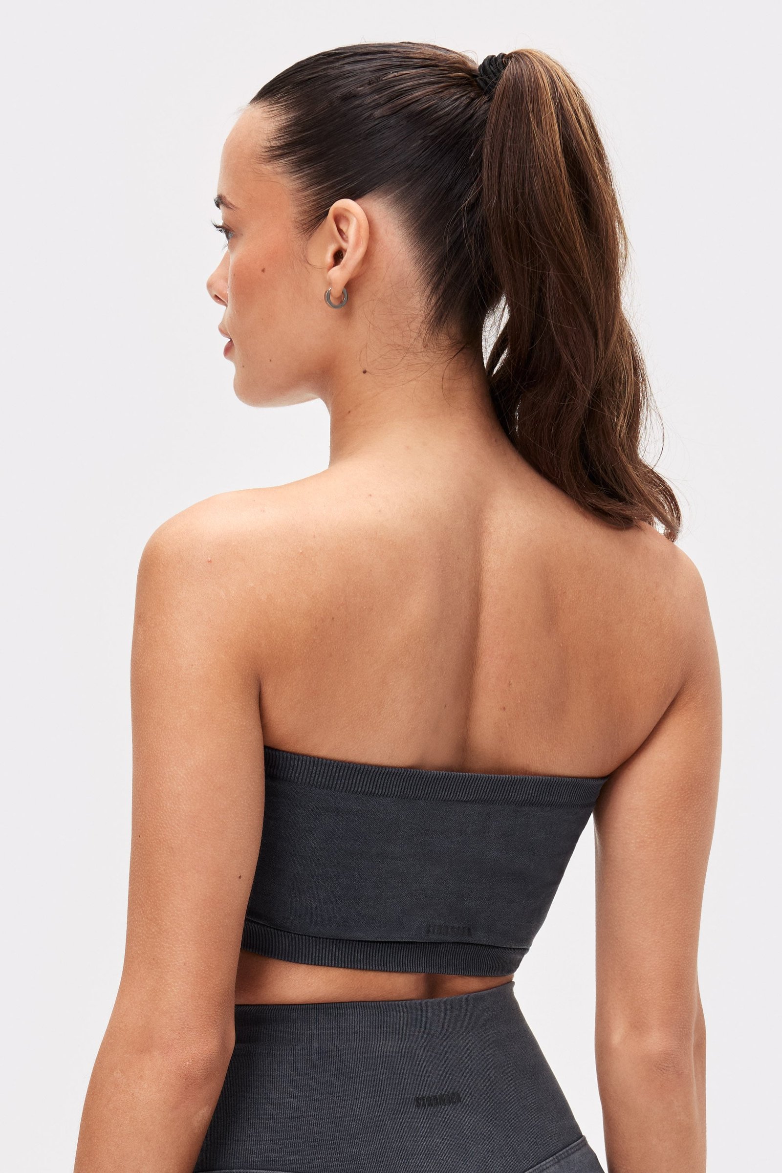 Contouring Seamless Bandeau