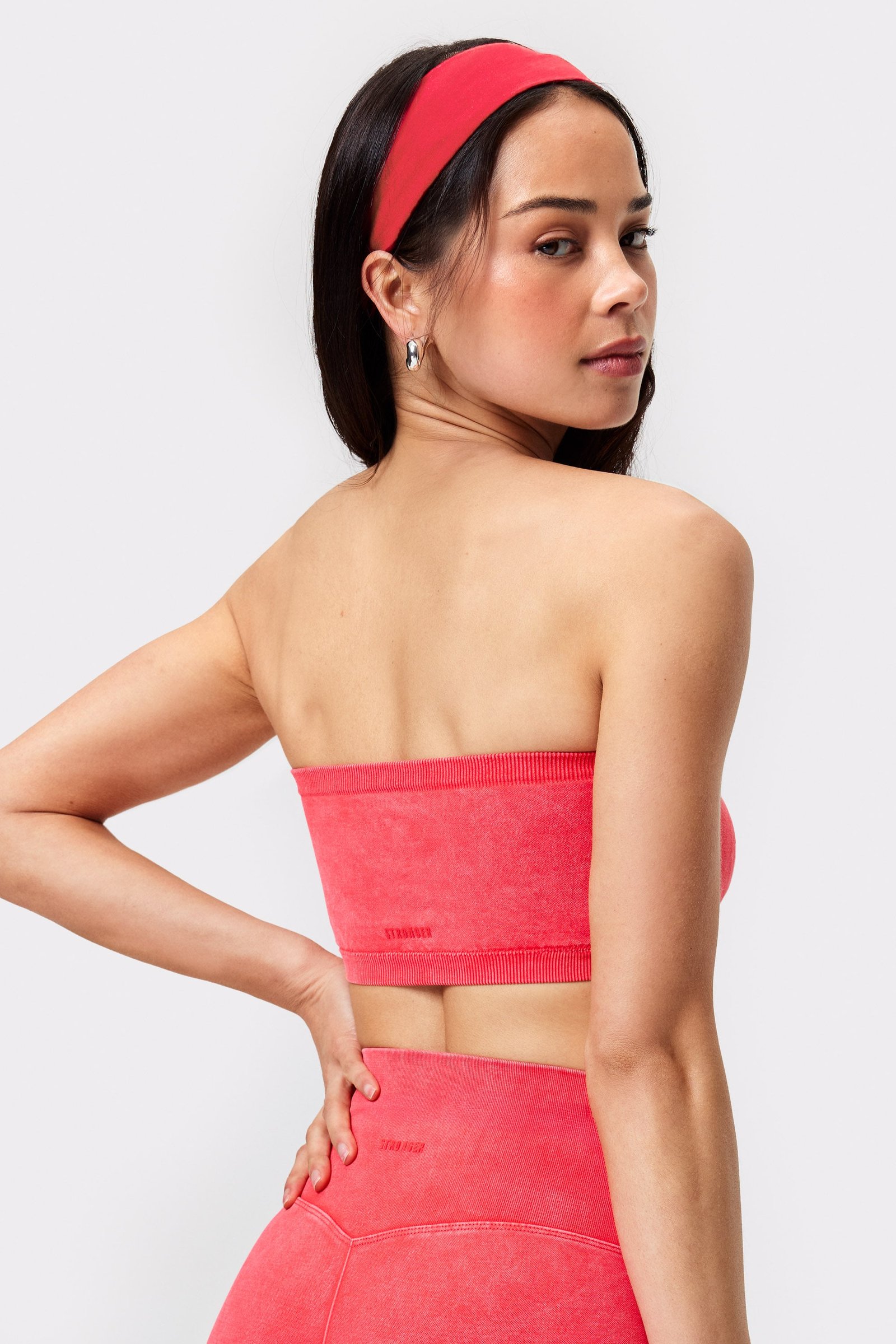 Contouring Seamless Bandeau