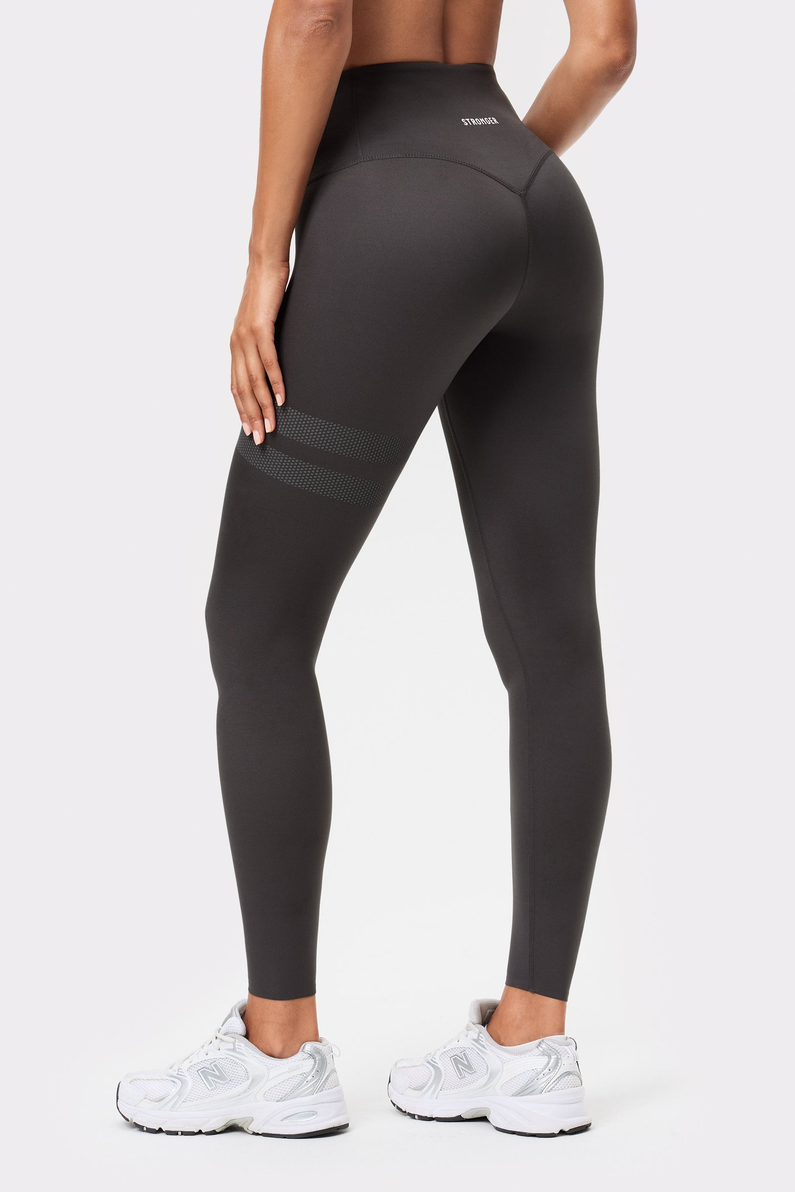 Signature Pocket Leggings