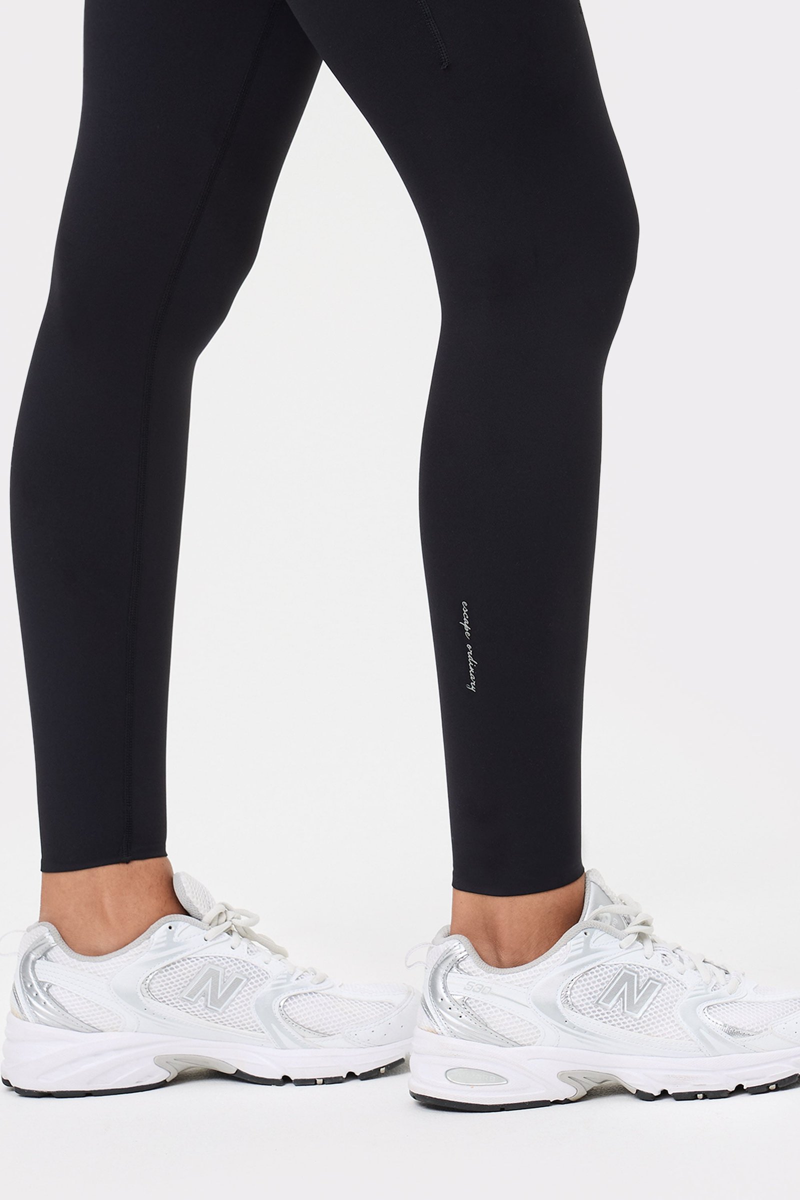 Signature Pocket Leggings