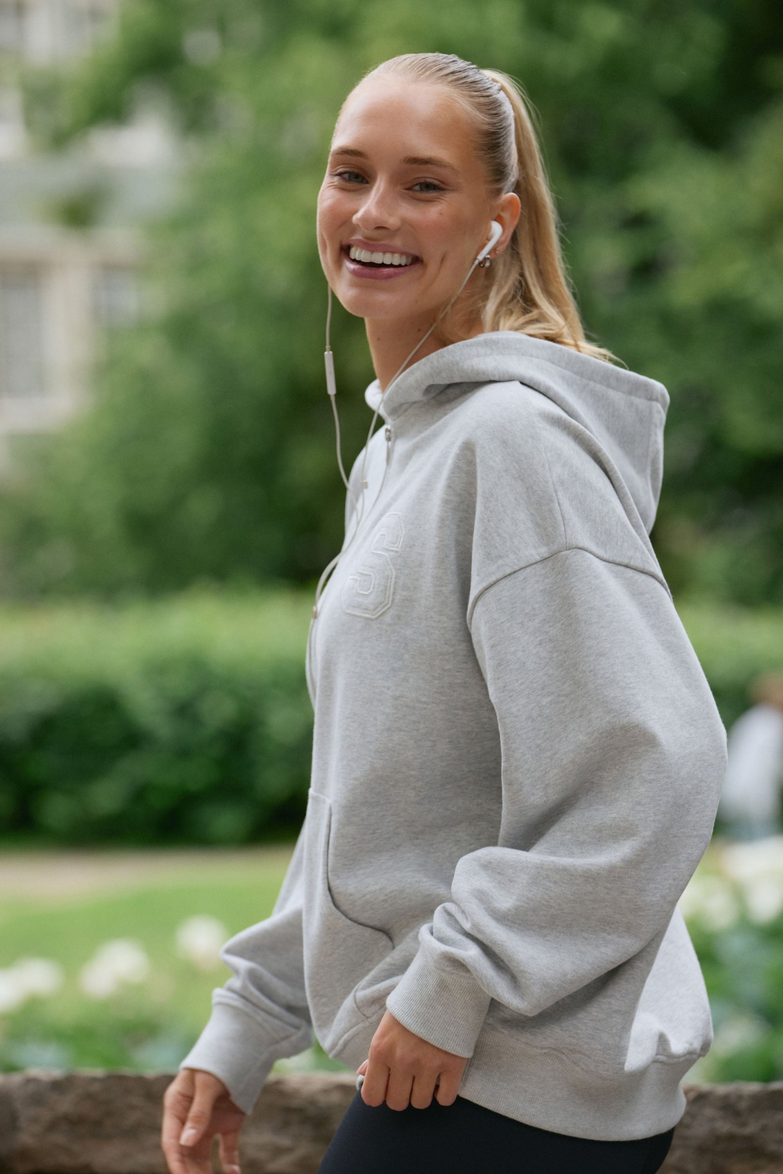 Essential Full Zip Hoodie