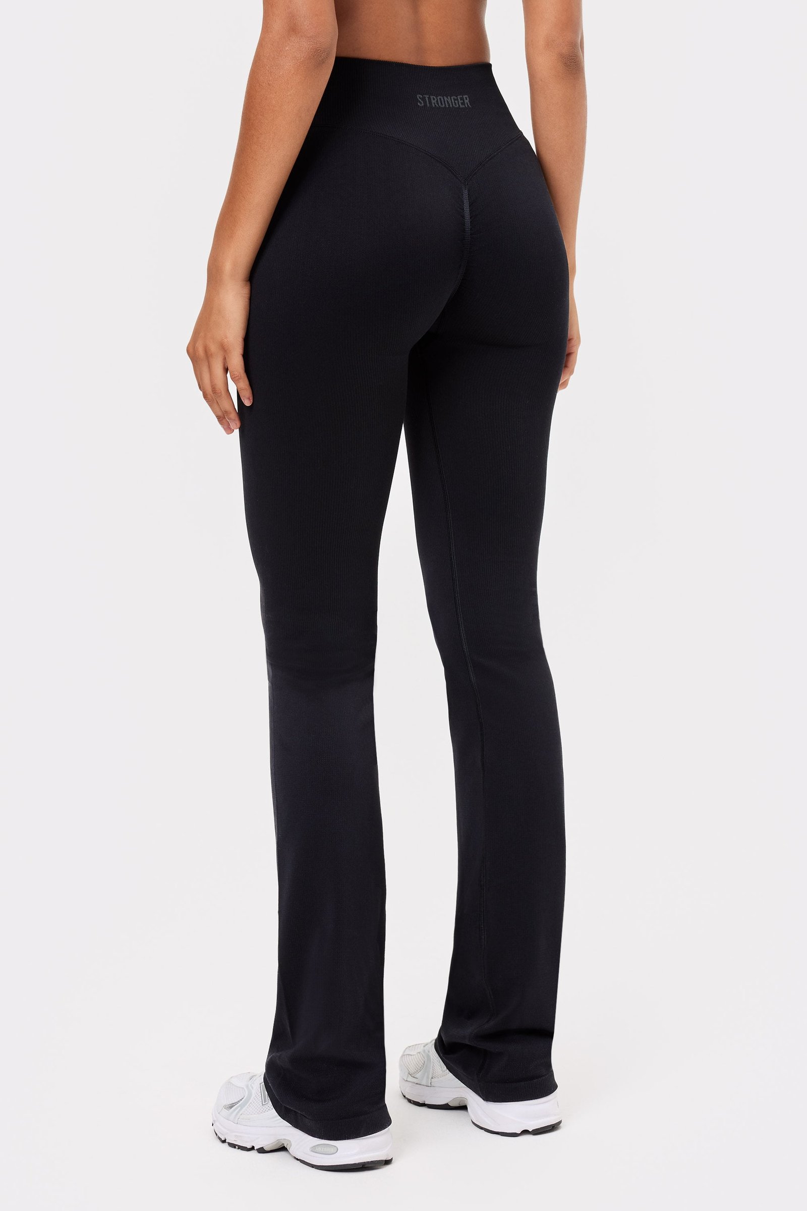 Seamless Contour Ribbed Bootcut Leggings
