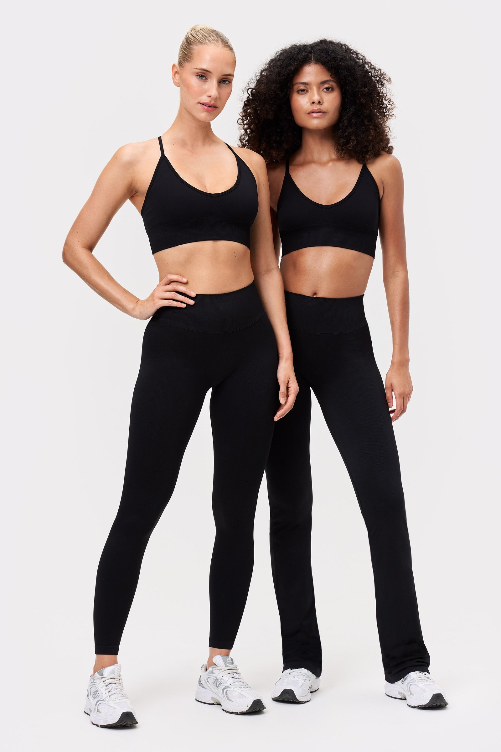 Seamless Contour Ribbed Bootcut Leggings