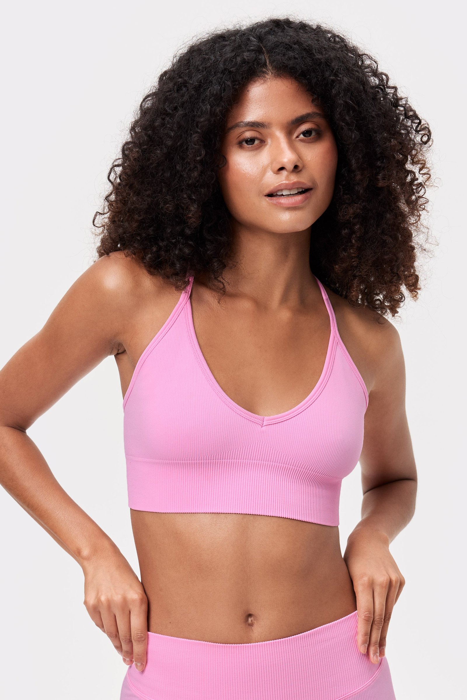 Seamless Ribbed Strap Sports Bra