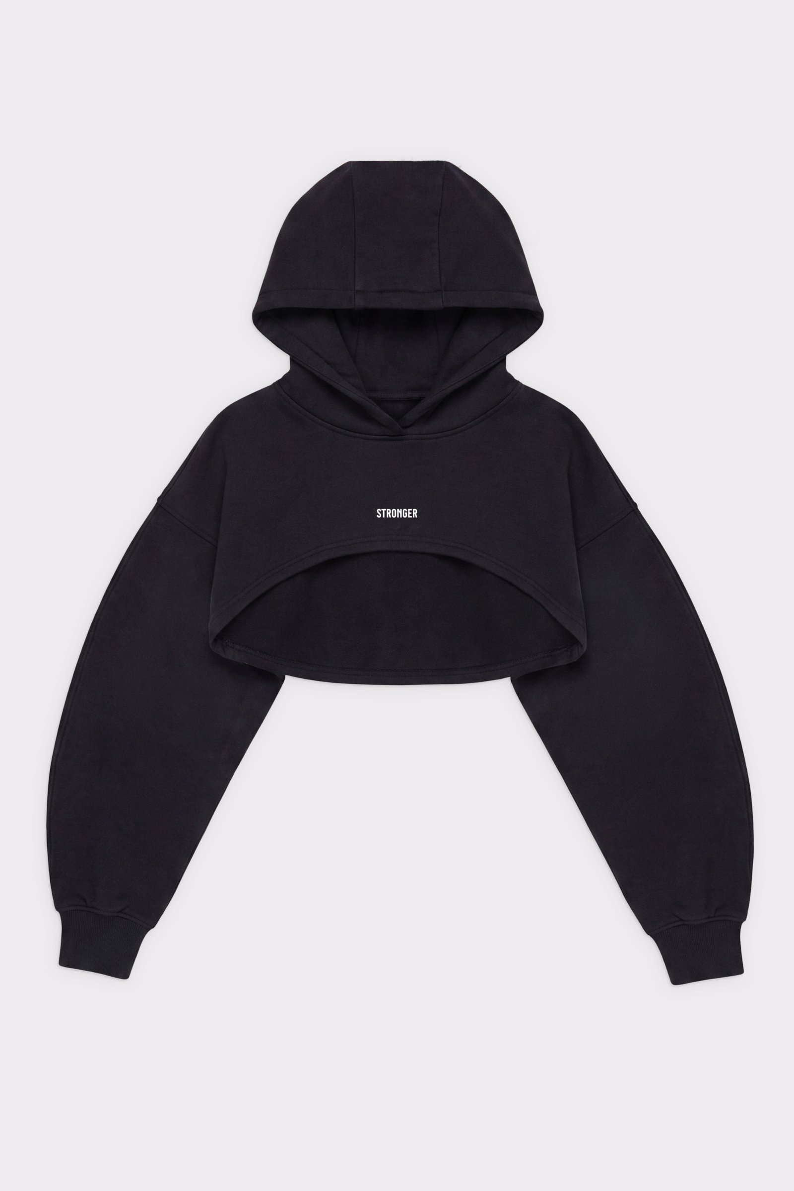 Schwarzer Cropped Hoodie von Stronger mit Oversize-Passform, Kapuze und abgerundeter Vorderöffnung inklusive kleinem Logo.