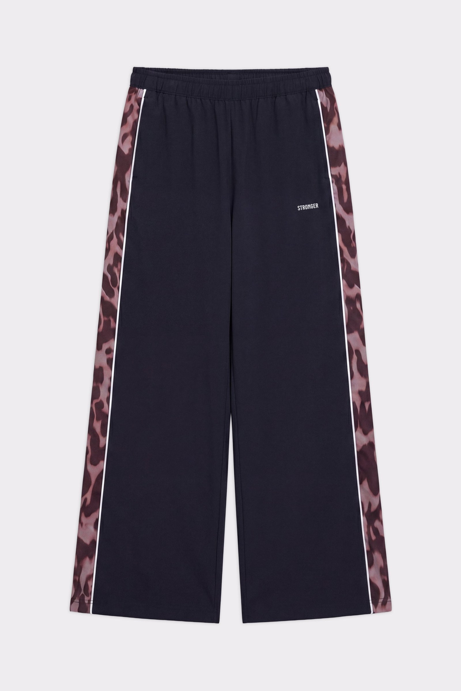 Zwarte Breezy Woven Pants van Stronger met luipaardprint Leo Rush zijstrepen en een rechte pasvorm.