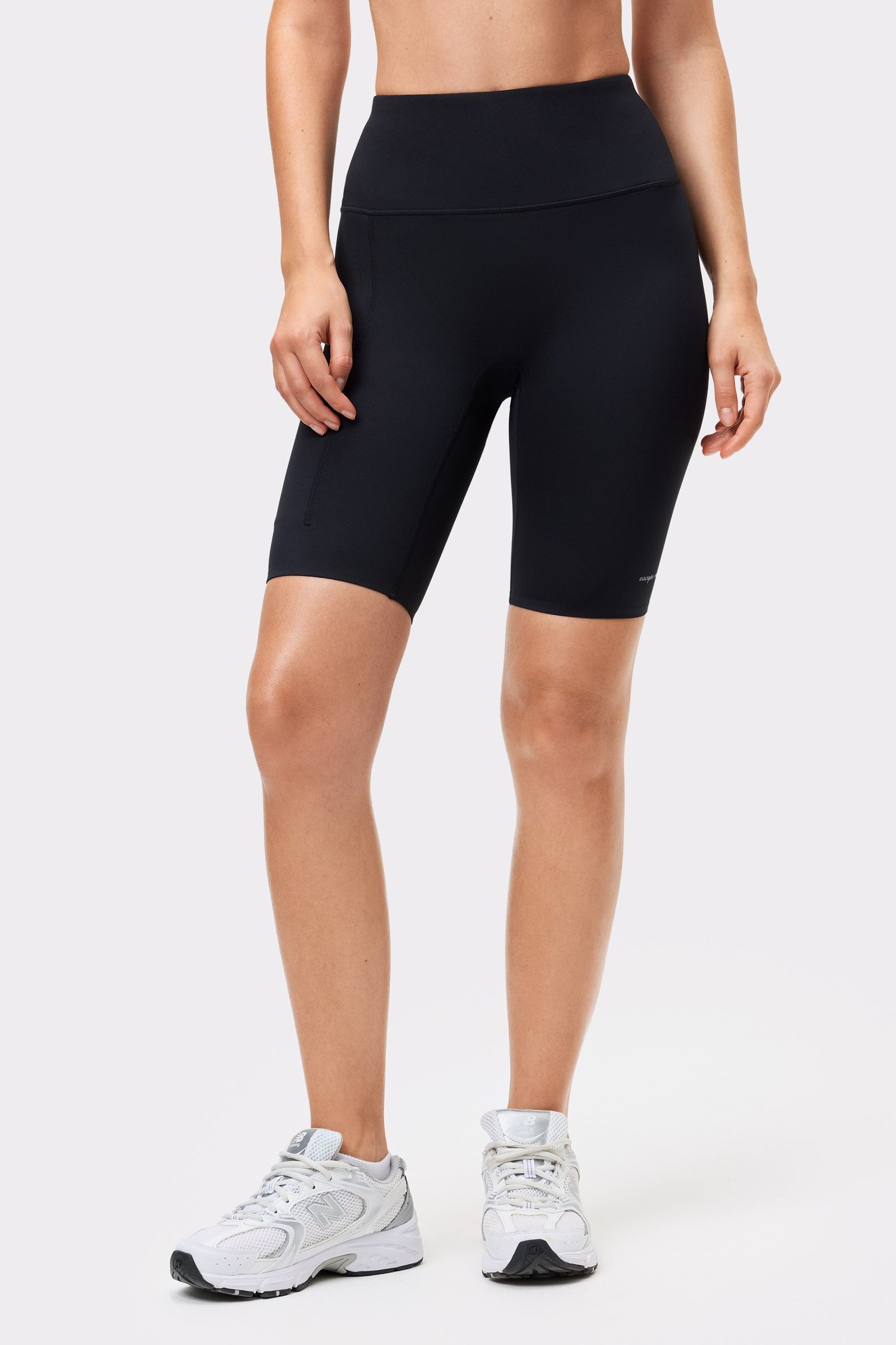 Signature Running Pocket Bike Shorts