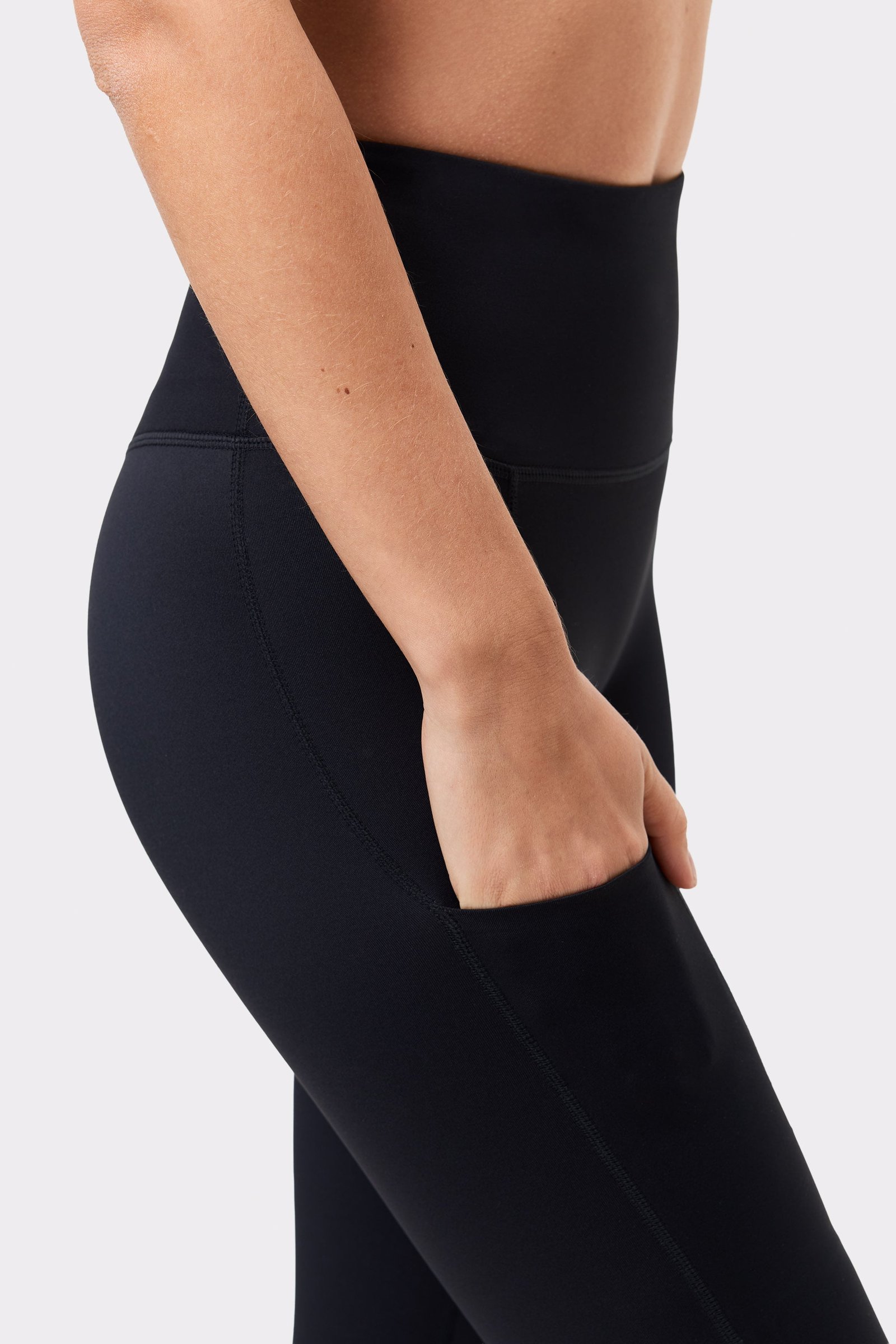 Signature Running Pocket Leggings