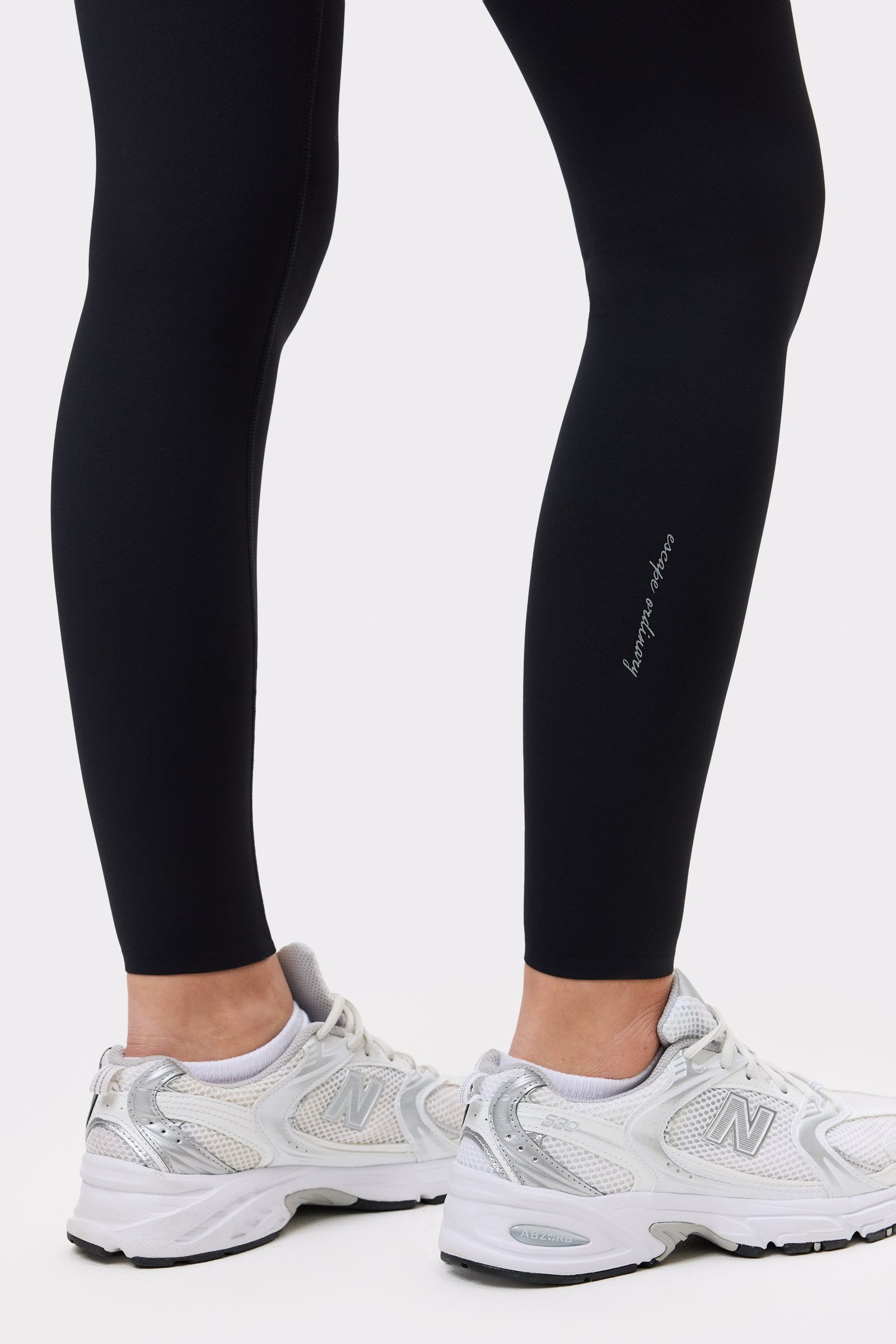 Signature Running Pocket Leggings