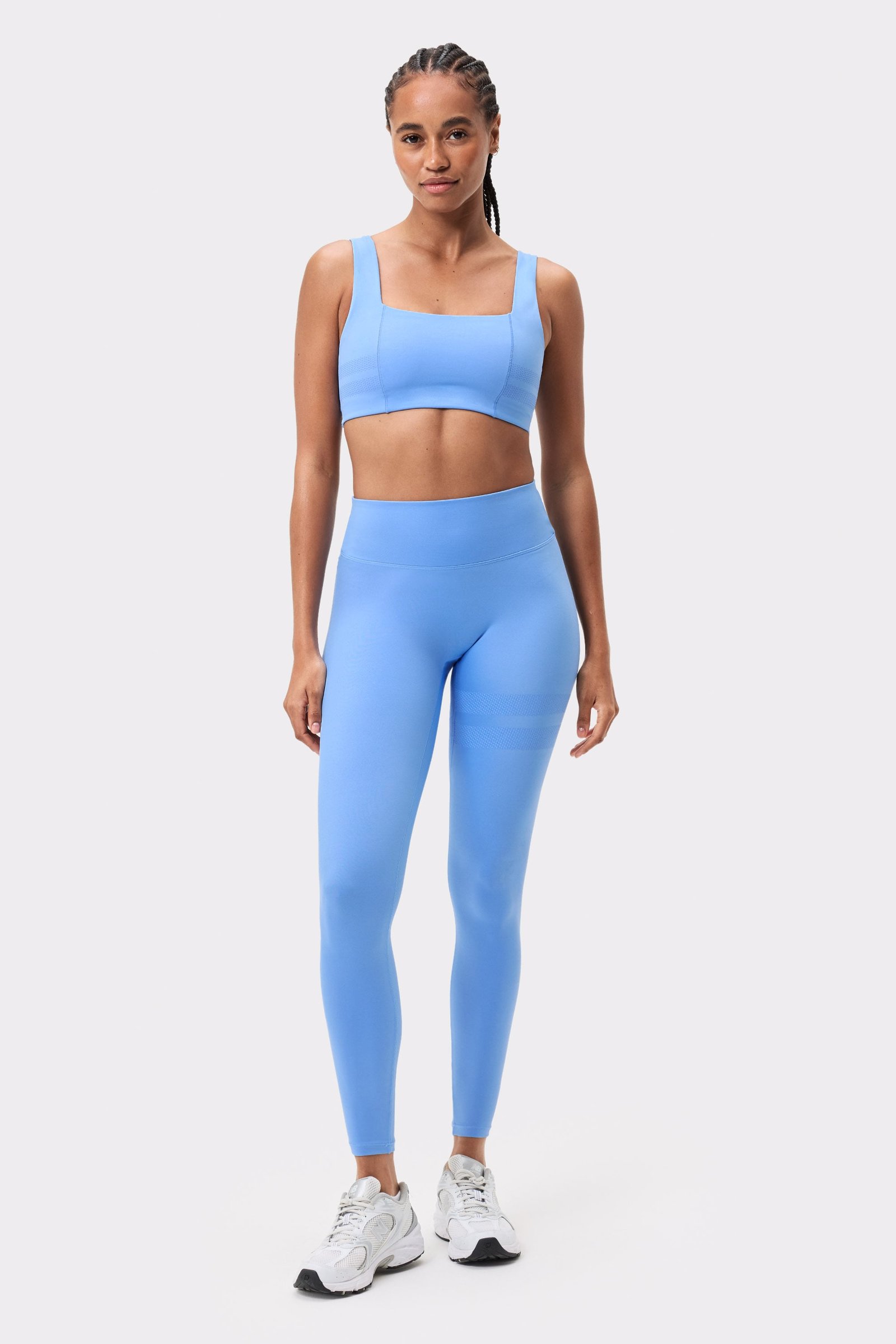 Signature Square Neck Sports Bra