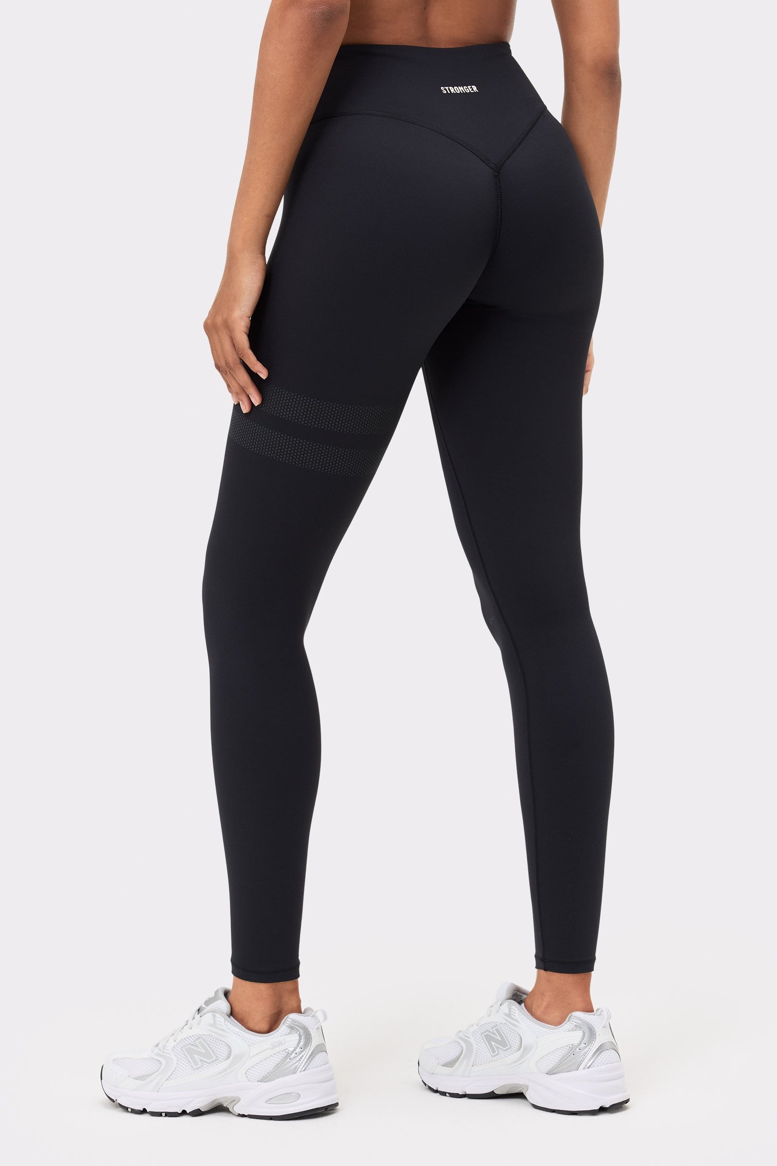 The Signature One Contour Leggings